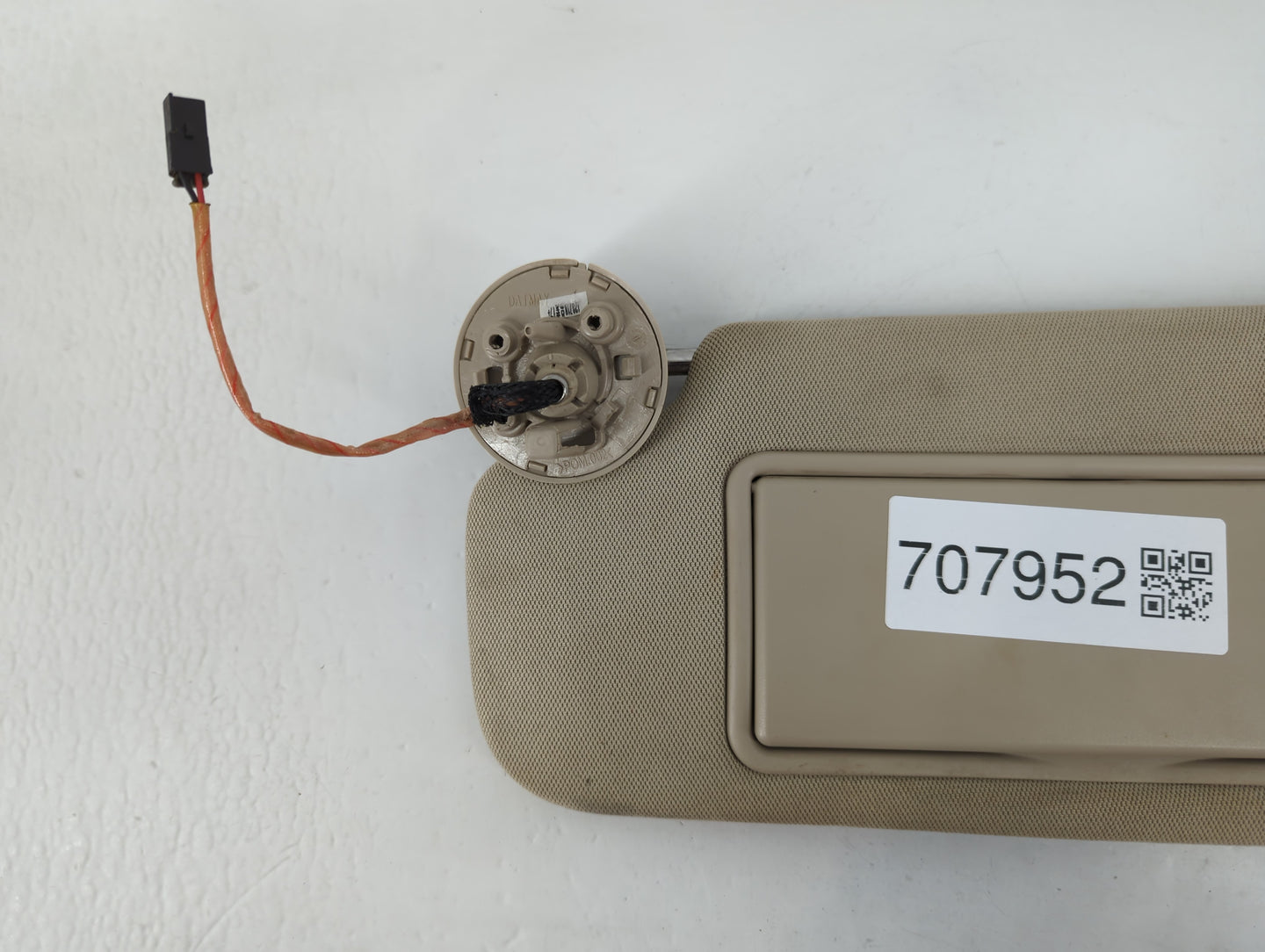 2013-2016 Chevrolet Malibu Sun Visor Shade Replacement Driver Left Mirror Fits Fits 2013 2014 2015 2016 OEM Used Auto Parts 