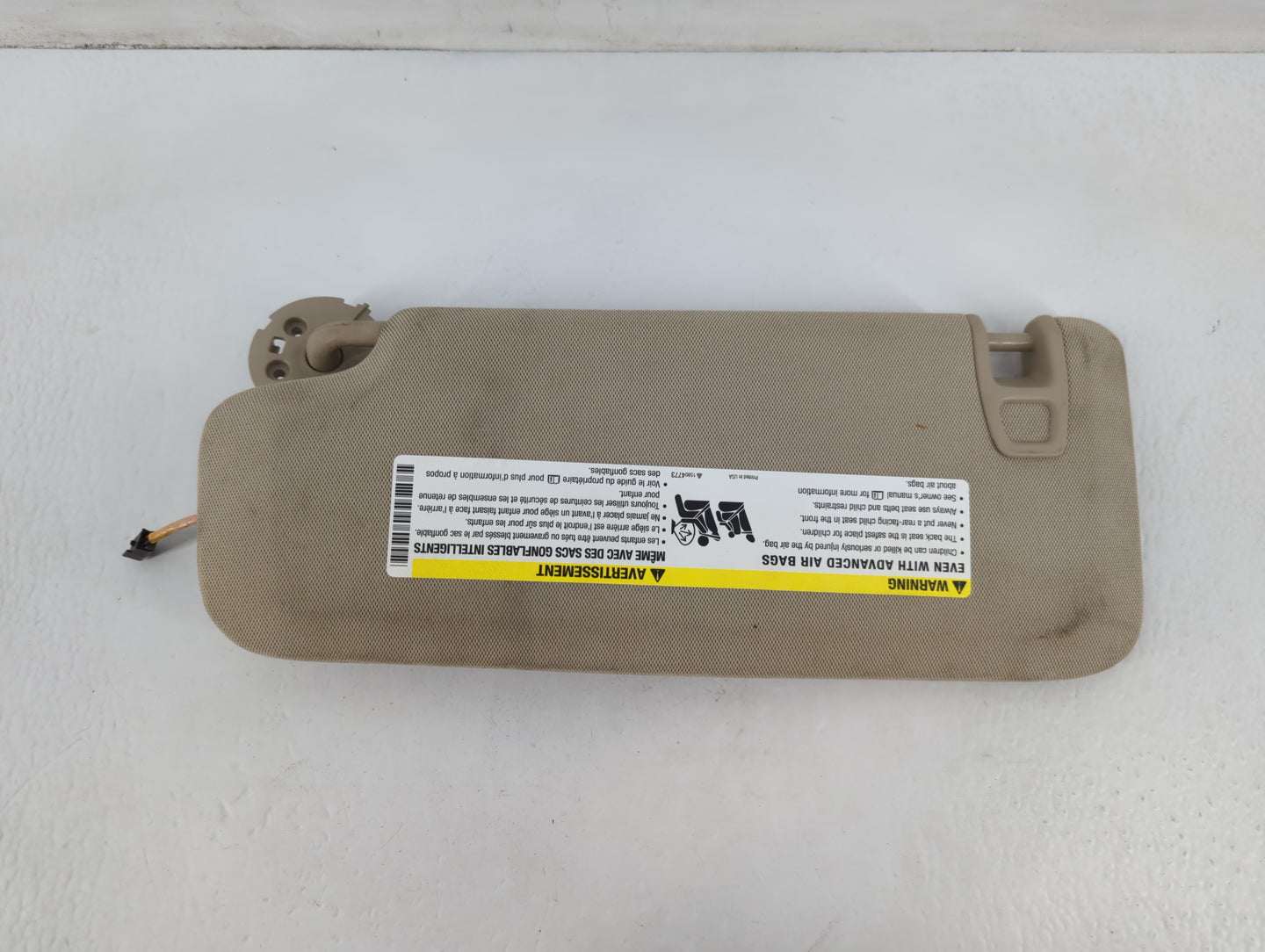 2013-2016 Chevrolet Malibu Sun Visor Shade Replacement Passenger Right Mirror Fits Fits 2013 2014 2015 2016 OEM Used Auto Pa