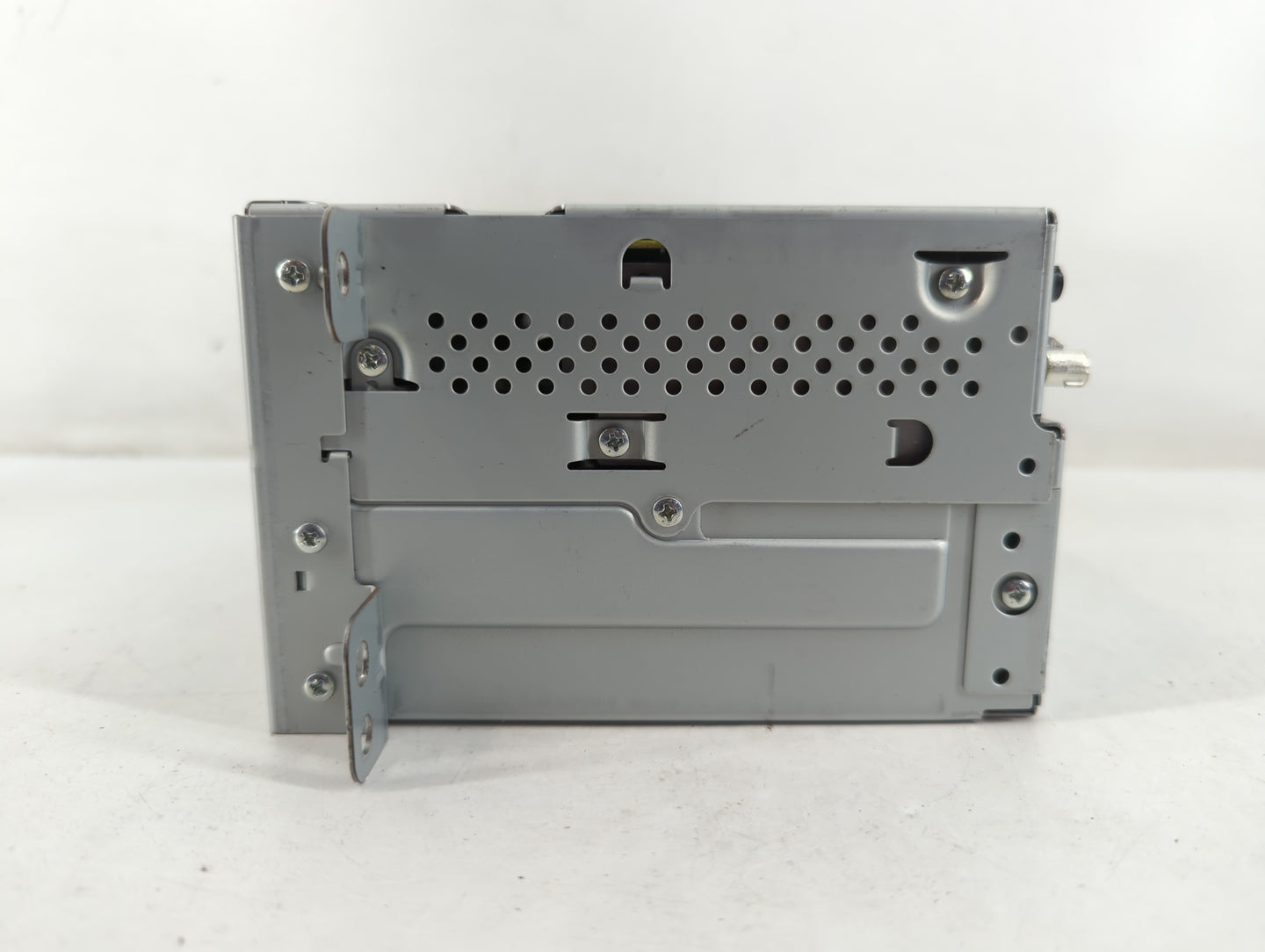 2013-2013 Chevrolet Malibu Am Fm Cd Player Radio Receiver - Oemusedautoparts1.com