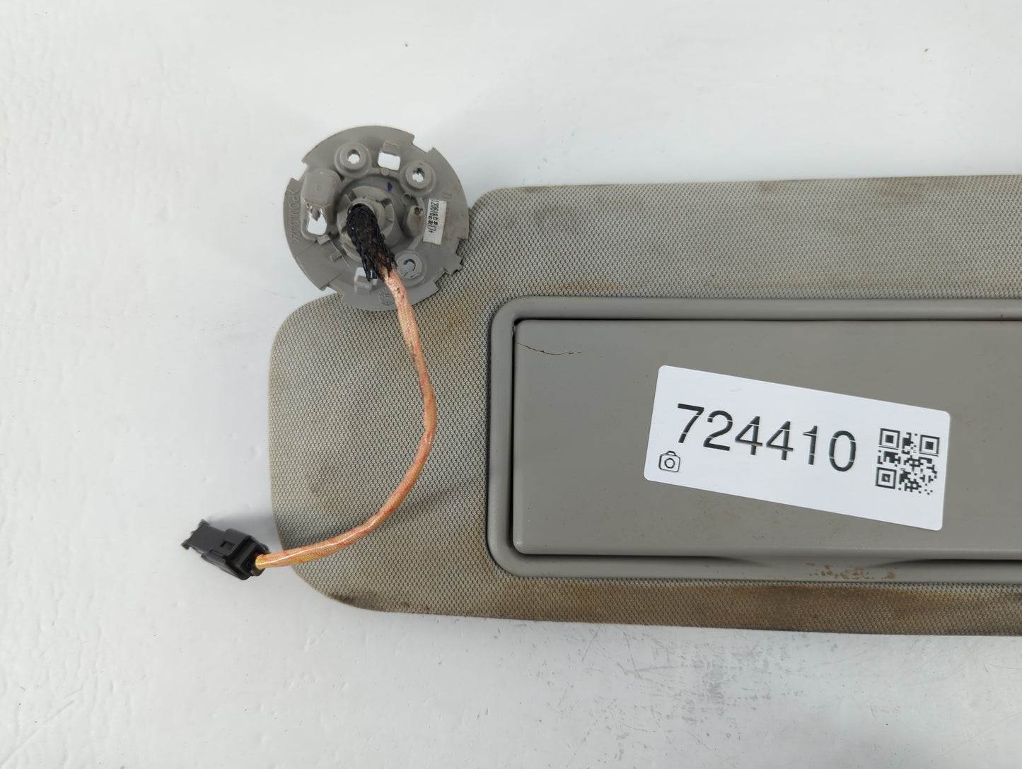 2013-2016 Chevrolet Malibu Sun Visor Shade Replacement Driver Left Mirror Fits Fits 2013 2014 2015 2016 OEM Used Auto Parts 