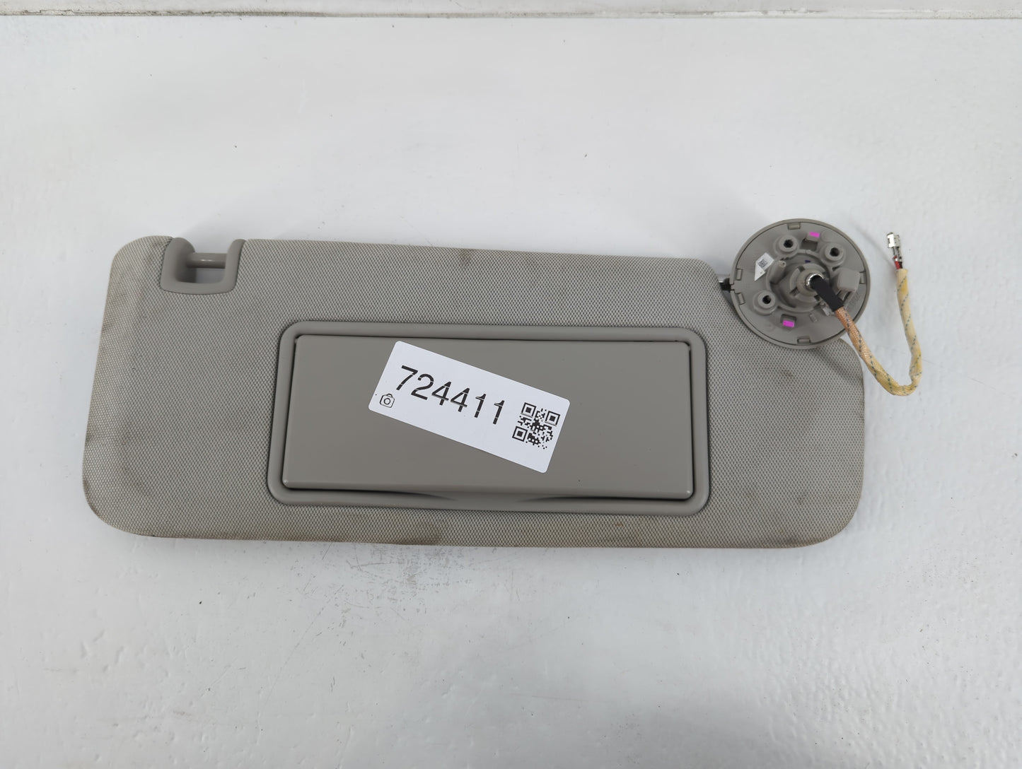 2013-2016 Chevrolet Malibu Sun Visor Shade Replacement Passenger Right Mirror Fits Fits 2013 2014 2015 2016 OEM Used Auto Pa