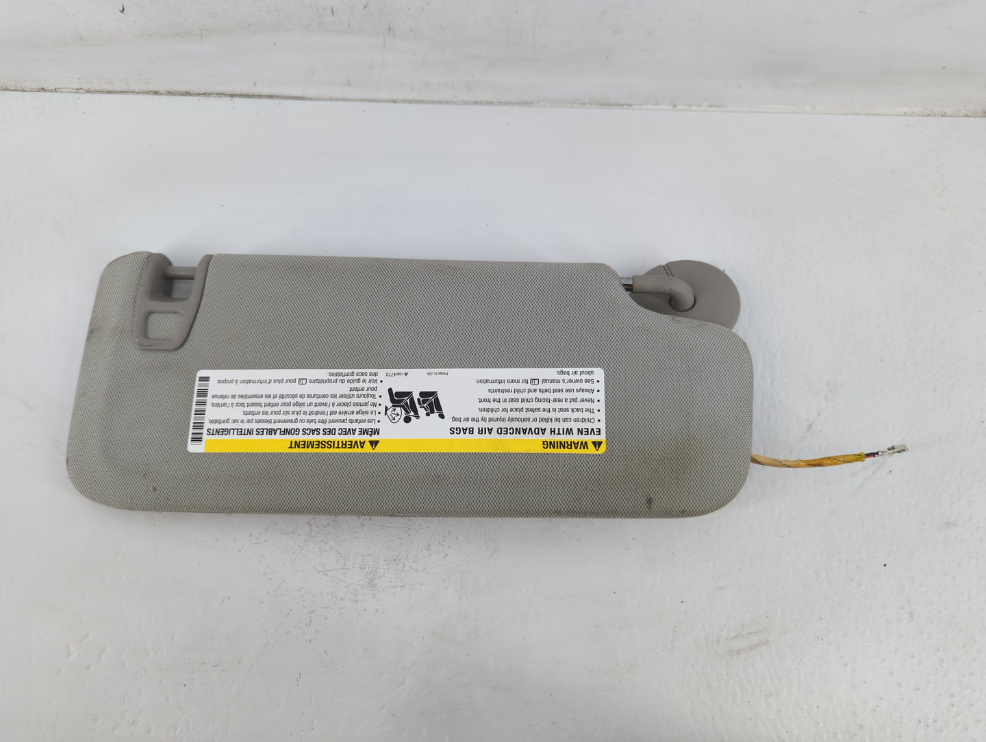 2013-2016 Chevrolet Malibu Sun Visor Shade Replacement Driver Left Mirror Fits Fits 2013 2014 2015 2016 OEM Used Auto Parts 