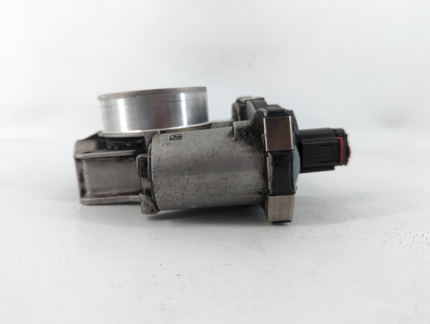 2013-2014 Chevrolet Malibu Throttle Body P/N:12632101CA Fits Fits 2012 2013 2014 2015 OEM Used Auto Parts - Oemusedautoparts