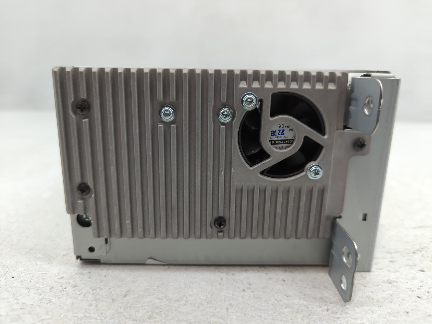 2013-2013 Chevrolet Malibu Am Fm Cd Player Radio Receiver - Oemusedautoparts1.com
