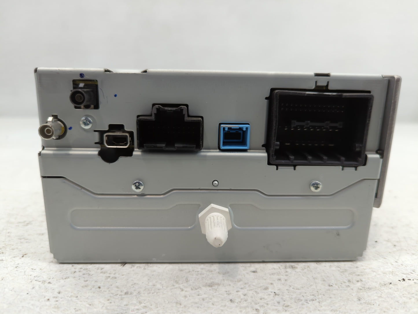2013-2013 Chevrolet Malibu Am Fm Cd Player Radio Receiver - Oemusedautoparts1.com