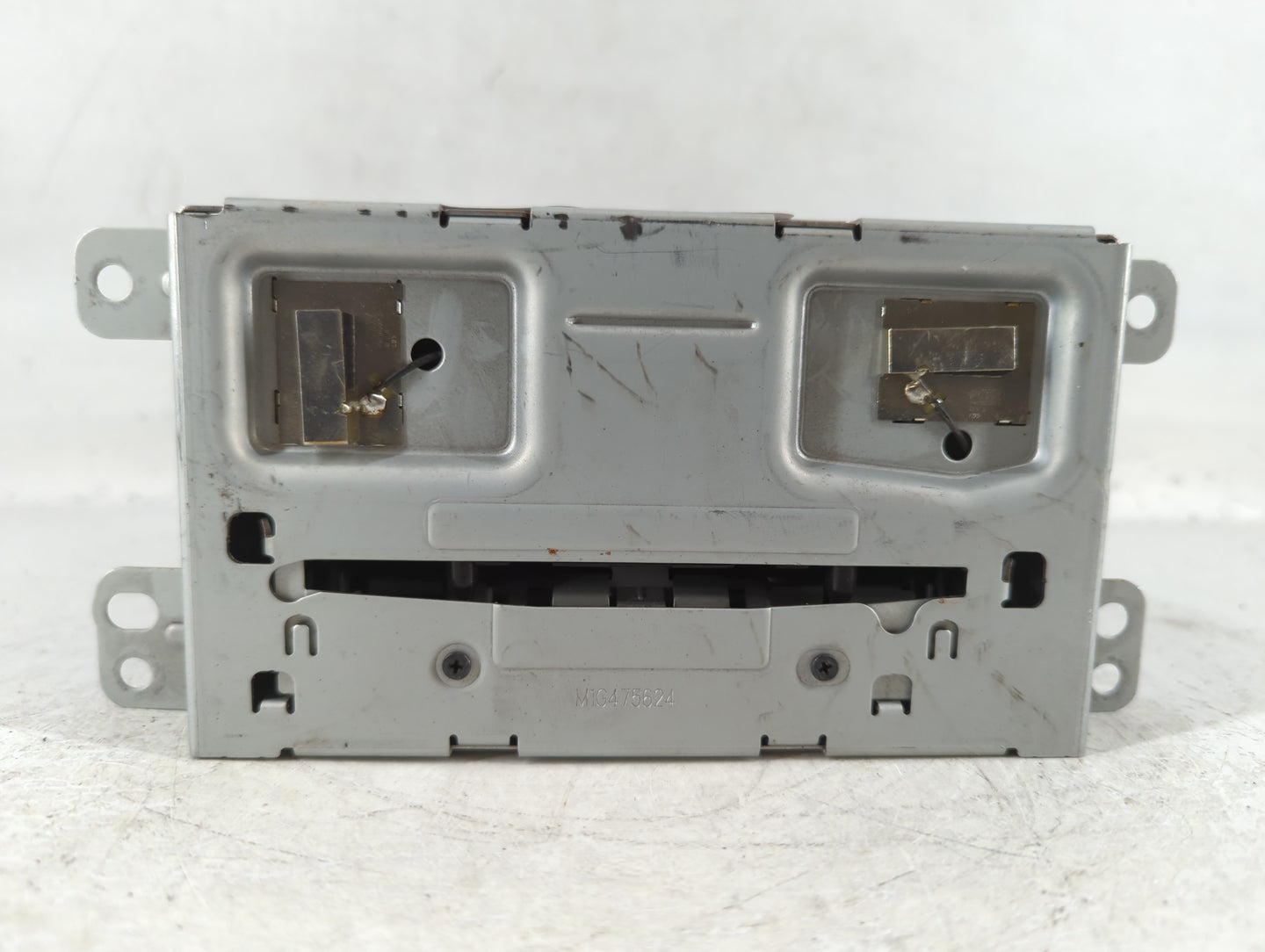 2013-2013 Chevrolet Malibu Am Fm Cd Player Radio Receiver - Oemusedautoparts1.com