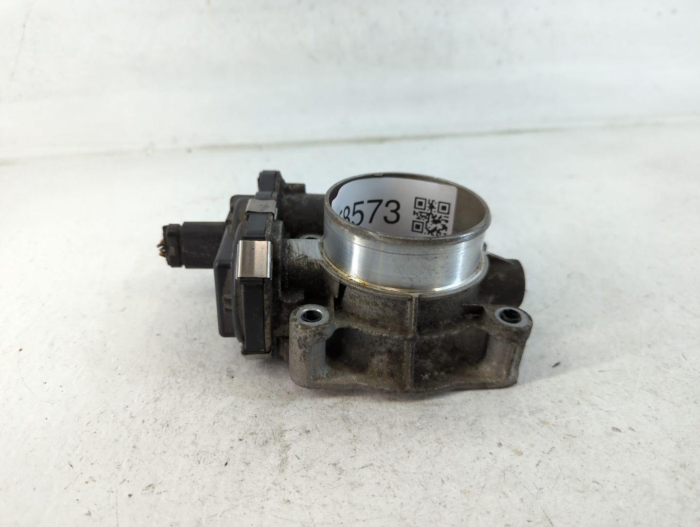 2013-2014 Chevrolet Malibu Throttle Body P/N:12632101CA Fits Fits 2012 2013 2014 2015 OEM Used Auto Parts - Oemusedautoparts