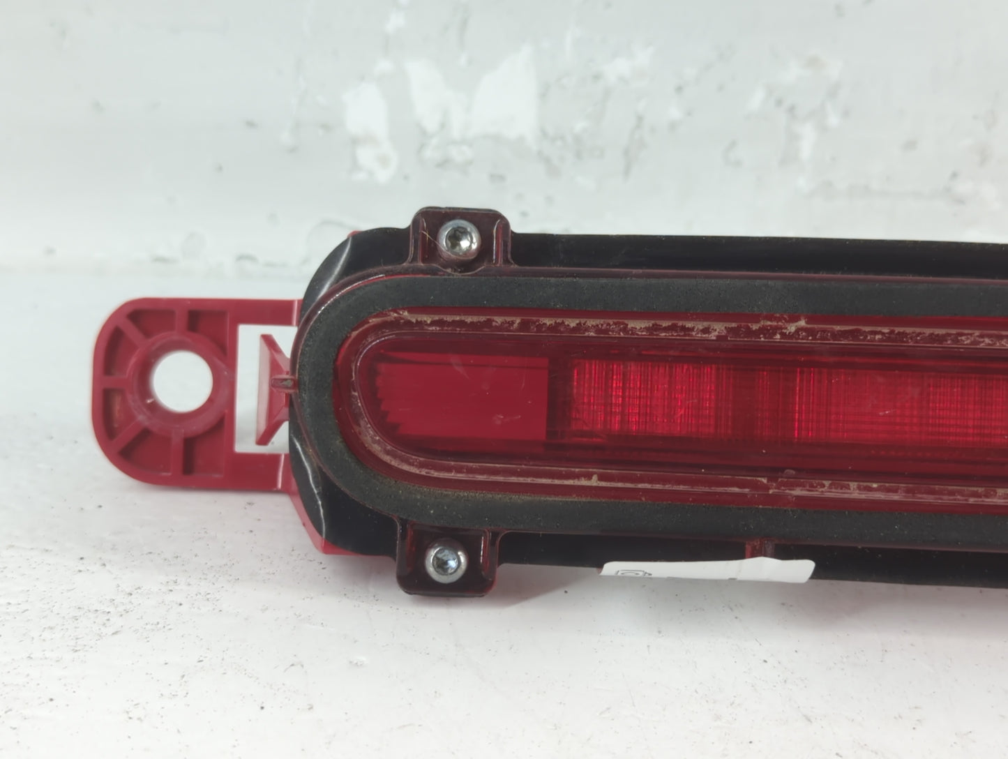 2013 Chevrolet Malibu Third Brake Light Tail Light P/N:22909969 Fits OEM Used Auto Parts - Oemusedautoparts1.com