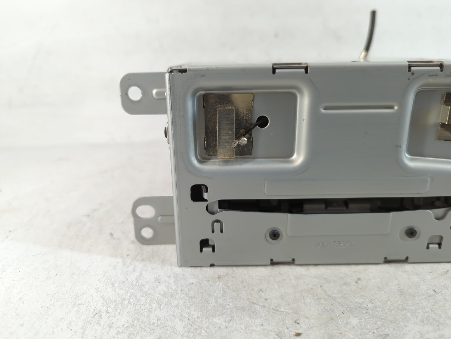 2013-2013 Chevrolet Malibu Am Fm Cd Player Radio Receiver - Oemusedautoparts1.com