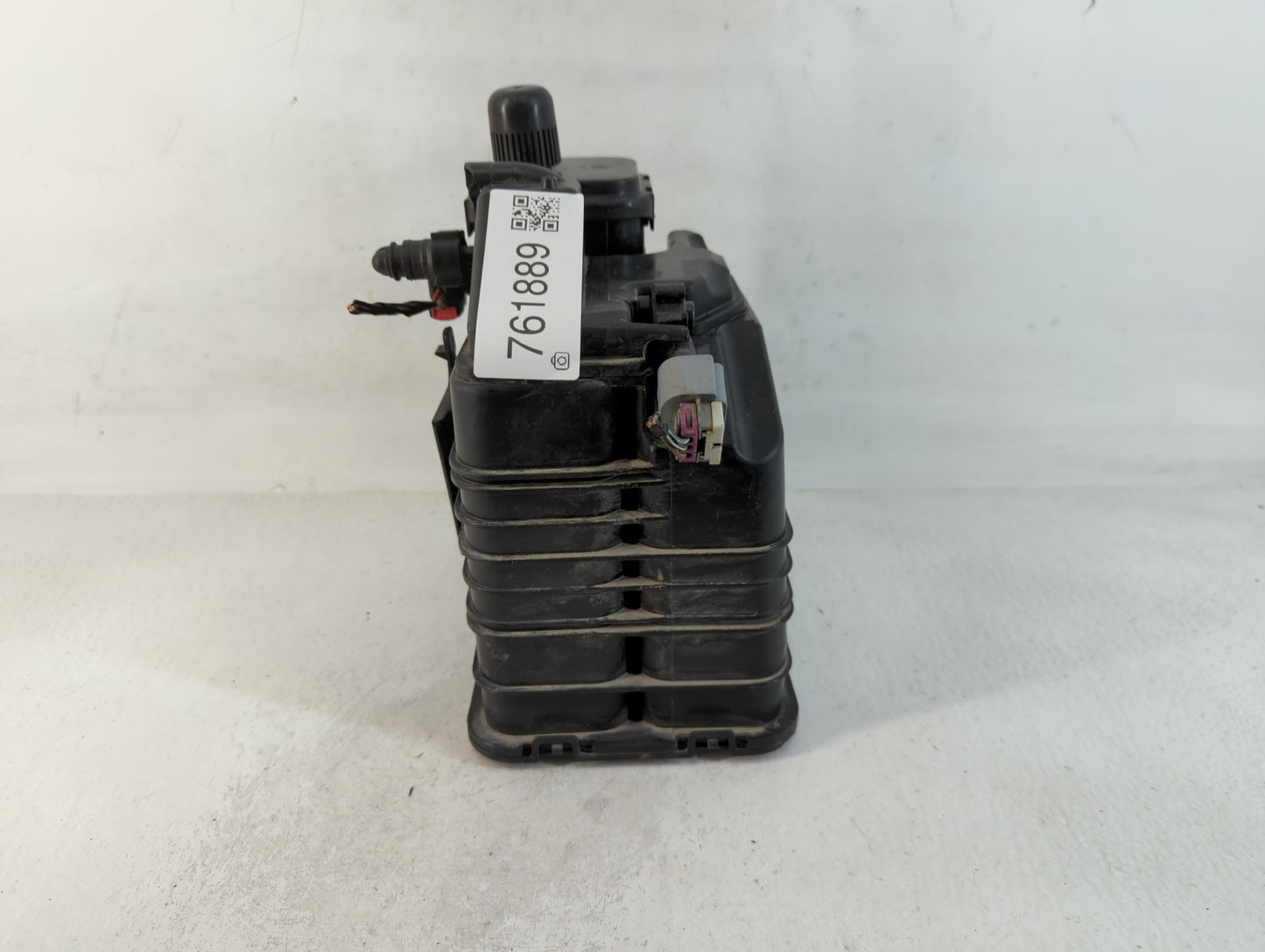 2013 Chevrolet Malibu Fuel Vapor Charcoal Canister - Oemusedautoparts1.com