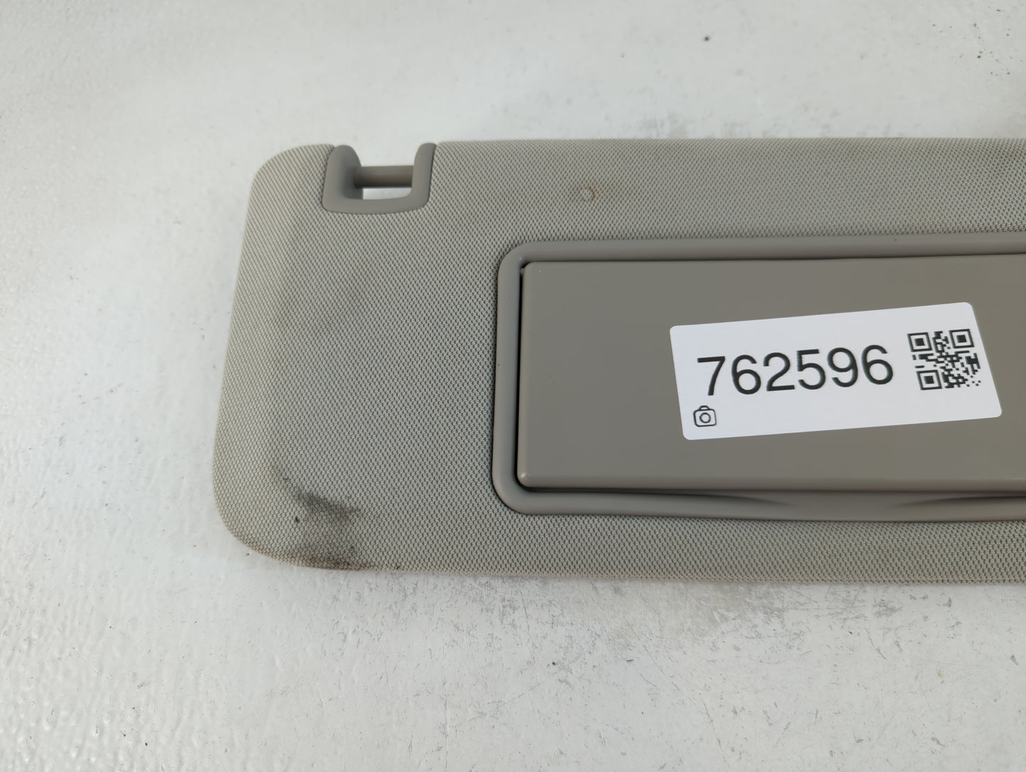 2013-2016 Chevrolet Malibu Sun Visor Shade Replacement Passenger Right Mirror Fits Fits 2013 2014 2015 2016 OEM Used Auto Pa