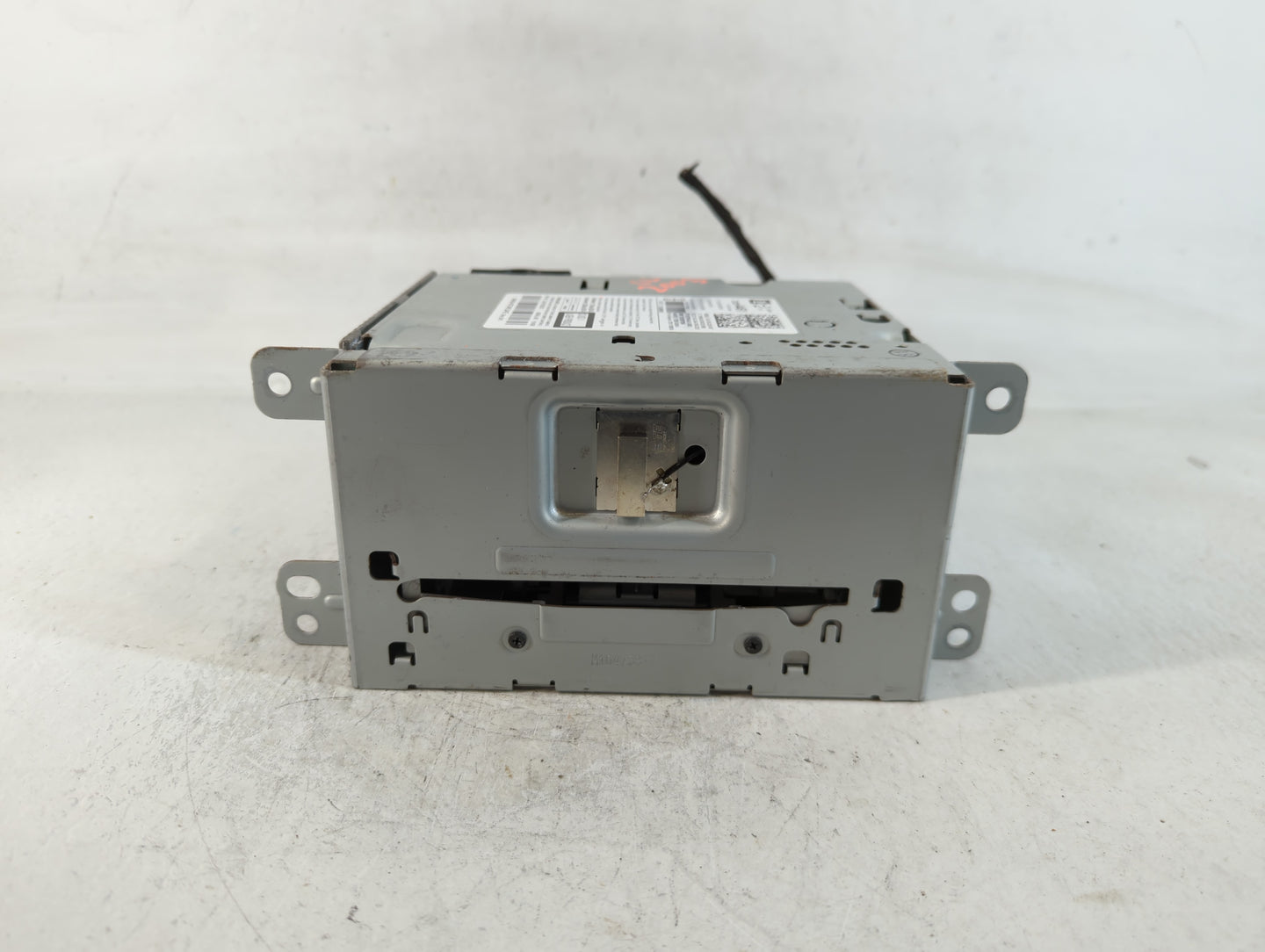 2013-2014 Chevrolet Malibu Am Fm Cd Player Radio Receiver - Oemusedautoparts1.com