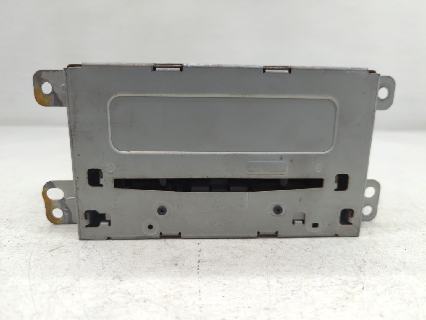 2013 Chevrolet Malibu Radio AM FM Cd Player Receiver Replacement P/N:22923802 Fits OEM Used Auto Parts - Oemusedautoparts1.c