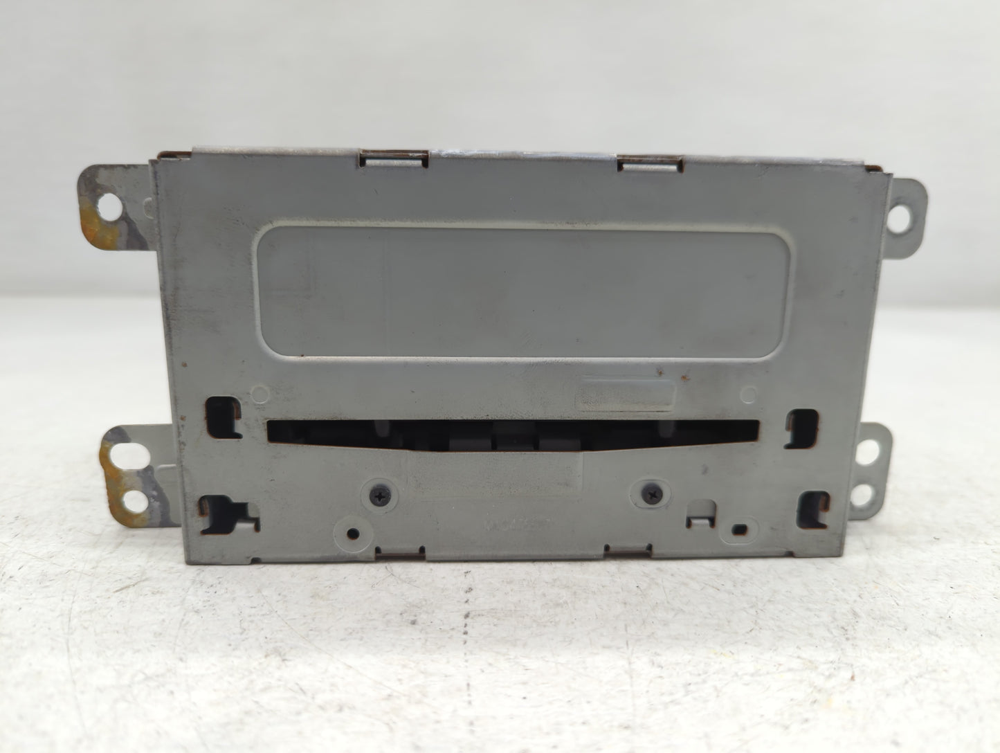 2013 Chevrolet Malibu Radio AM FM Cd Player Receiver Replacement P/N:22923802 Fits OEM Used Auto Parts - Oemusedautoparts1.c