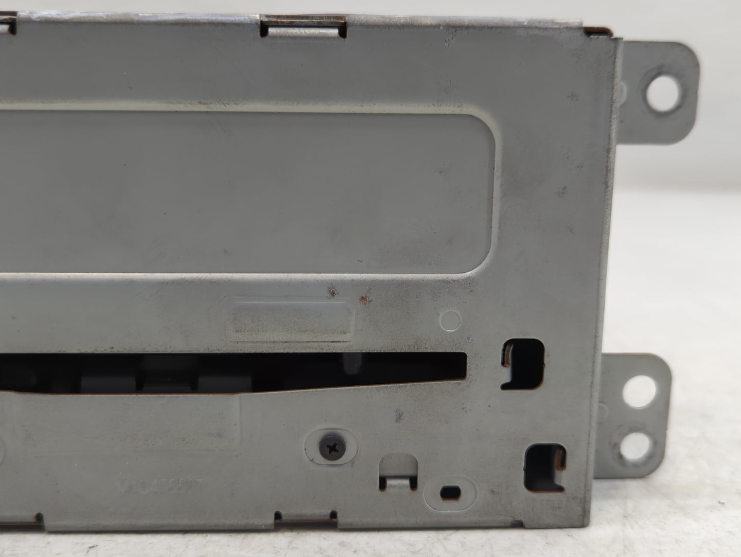 2013 Chevrolet Malibu Radio AM FM Cd Player Receiver Replacement P/N:22923802 Fits OEM Used Auto Parts - Oemusedautoparts1.c
