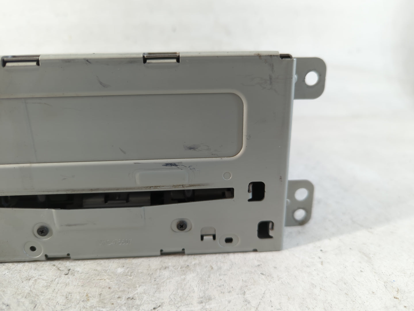 2013 Chevrolet Malibu Radio AM FM Cd Player Receiver Replacement P/N:22923802 Fits OEM Used Auto Parts - Oemusedautoparts1.c