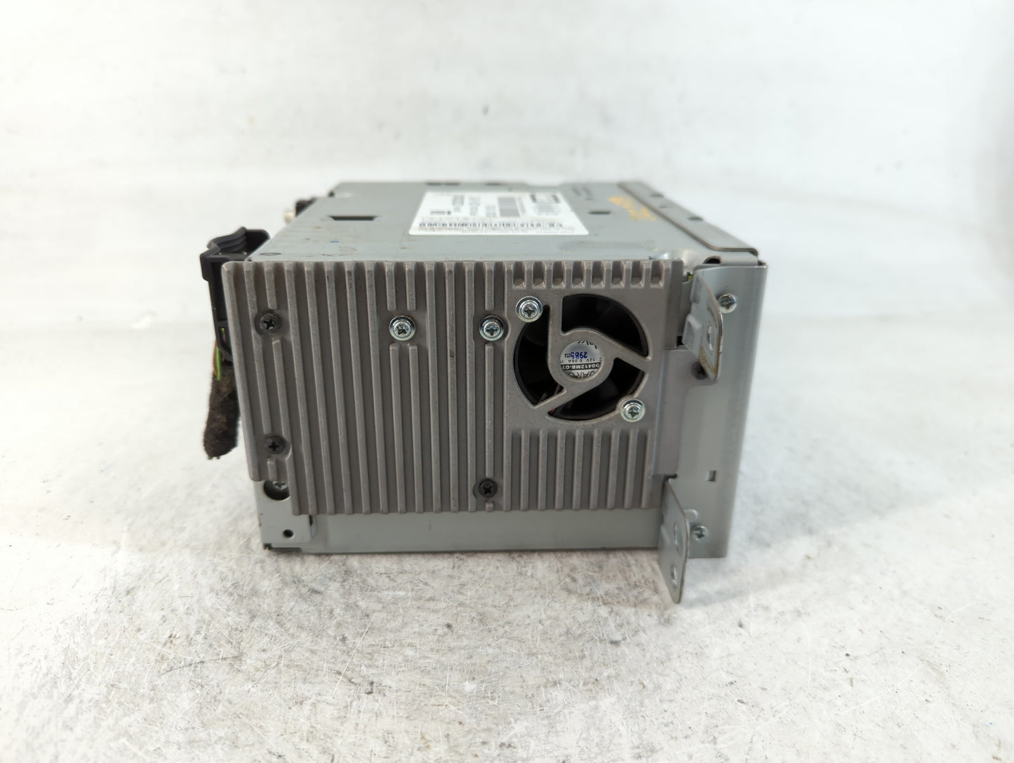 2013 Chevrolet Malibu Radio AM FM Cd Player Receiver Replacement P/N:22923802 Fits OEM Used Auto Parts - Oemusedautoparts1.c