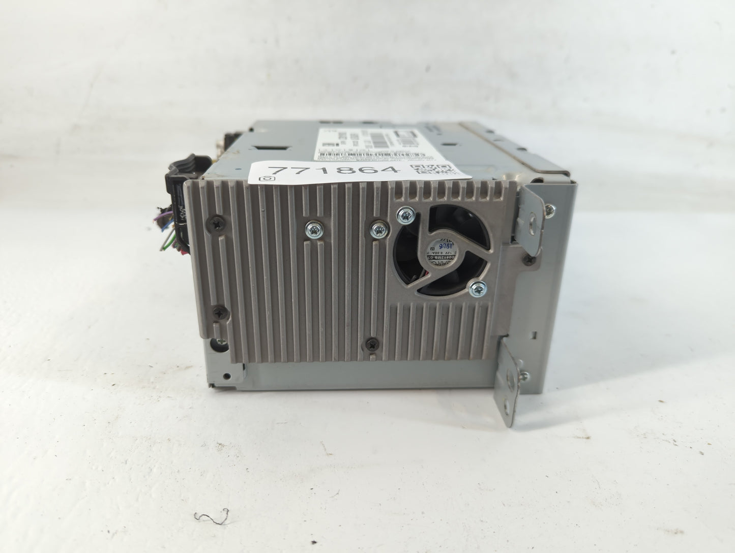 2013 Chevrolet Malibu Radio AM FM Cd Player Receiver Replacement P/N:22911992 Fits OEM Used Auto Parts - Oemusedautoparts1.c