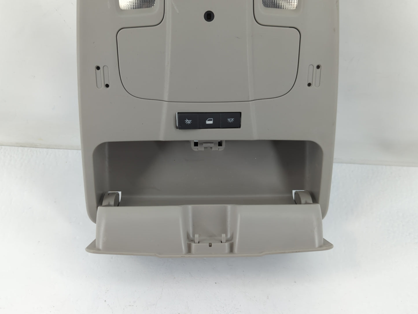 2013-2013 Chevrolet Malibu Overhead Roof Console 771986 - Oemusedautoparts1.com