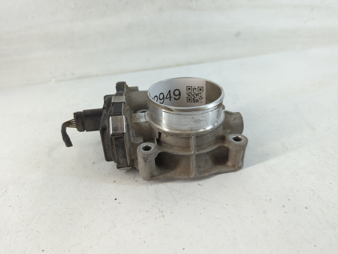 2013-2014 Chevrolet Malibu Throttle Body P/N:12632101CA Fits Fits 2012 2013 2014 2015 OEM Used Auto Parts - Oemusedautoparts