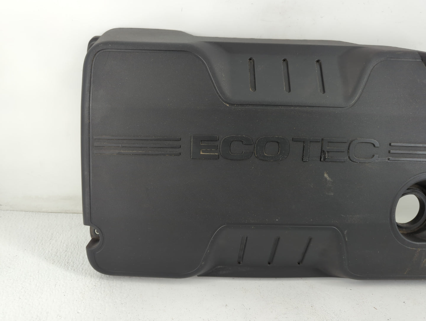 2013 Chevrolet Malibu Engine Cover - Oemusedautoparts1.com