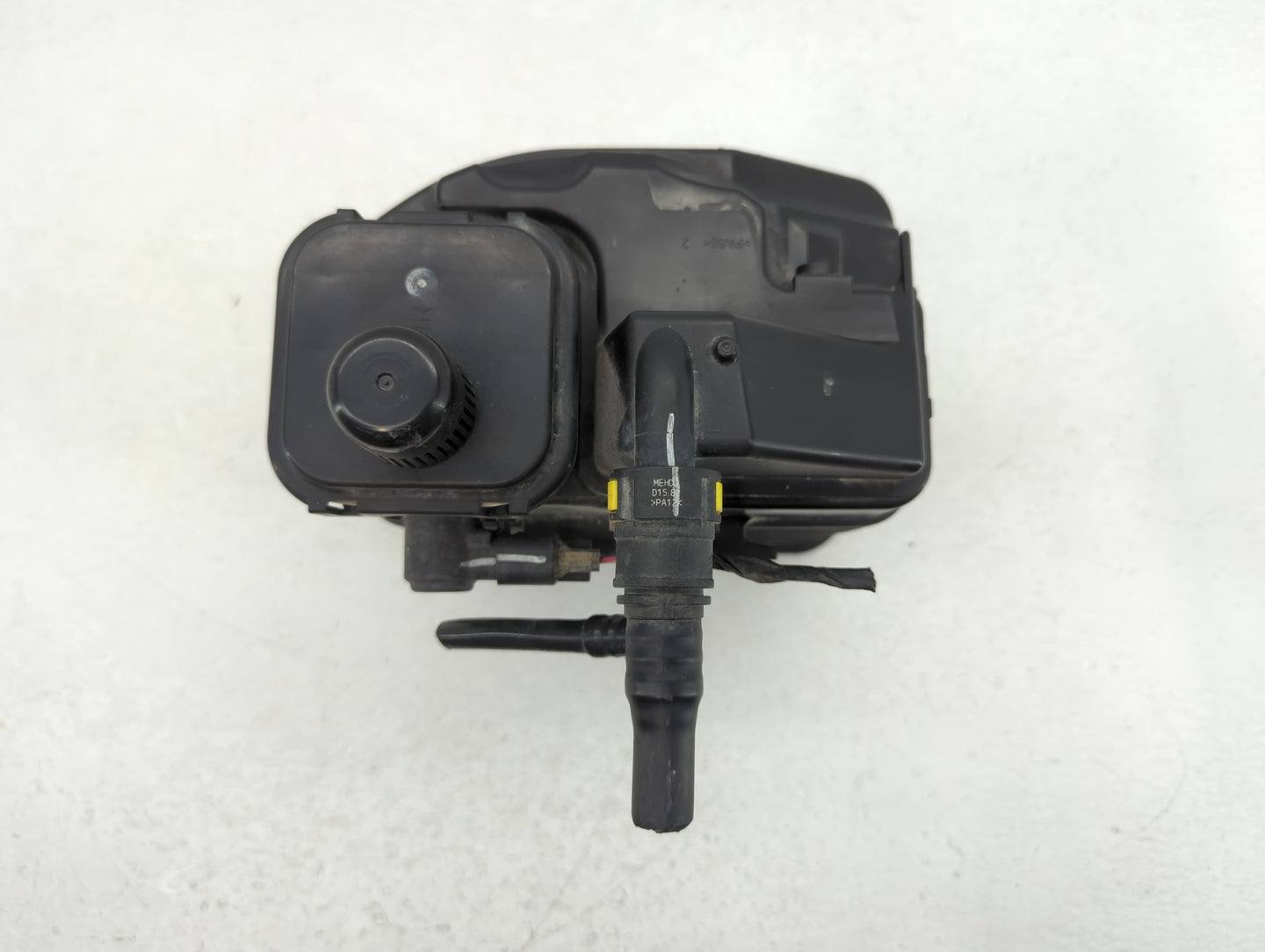 2013 Chevrolet Malibu Fuel Vapor Charcoal Canister - Oemusedautoparts1.com