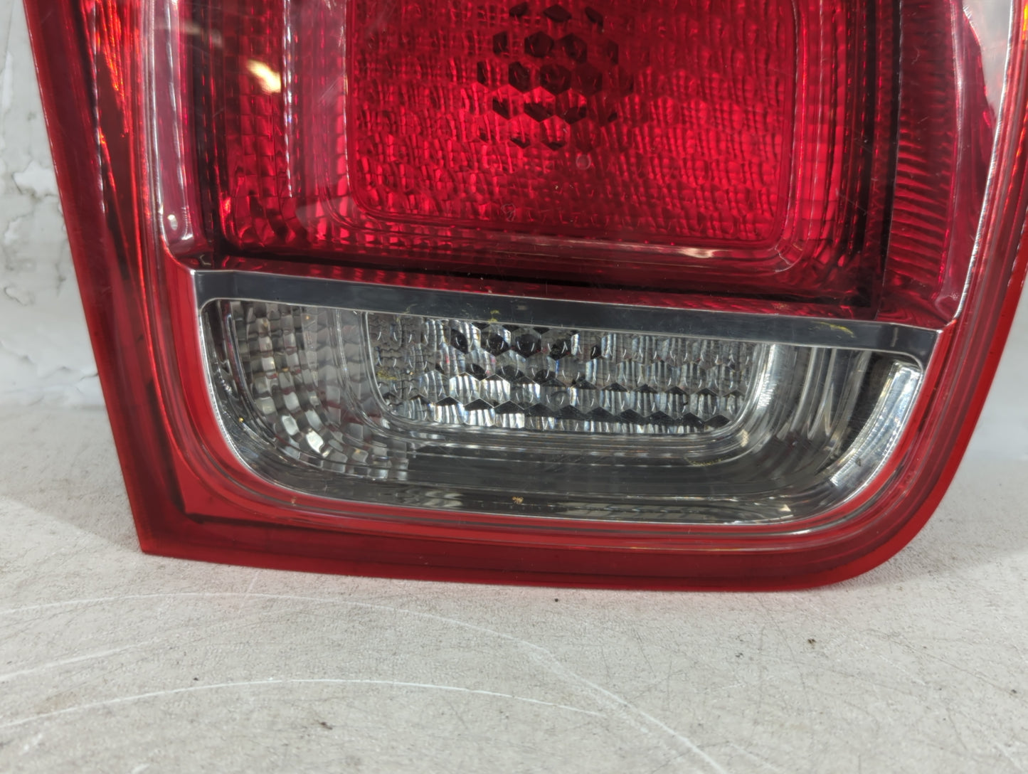 2013-2016 Chevrolet Malibu Tail Light Assembly Driver Left OEM P/N:322161 22907312 Fits Fits 2013 2014 2015 2016 OEM Used Au