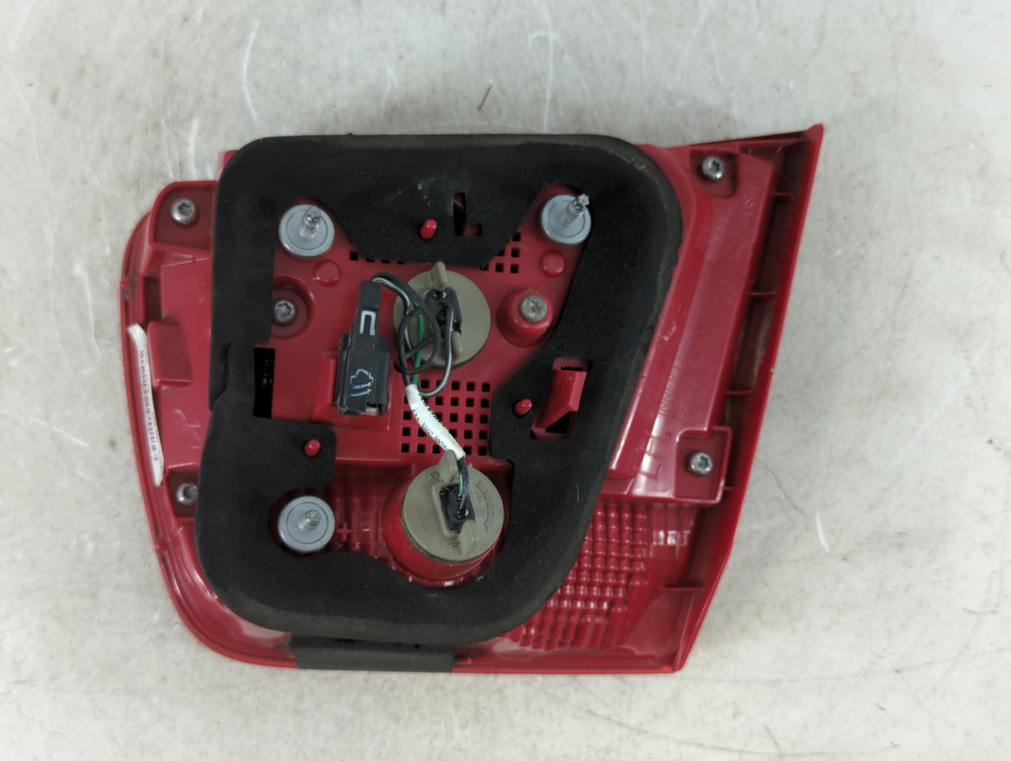 2013-2016 Chevrolet Malibu Tail Light Assembly Driver Left OEM P/N:322161 22907312 Fits Fits 2013 2014 2015 2016 OEM Used Au