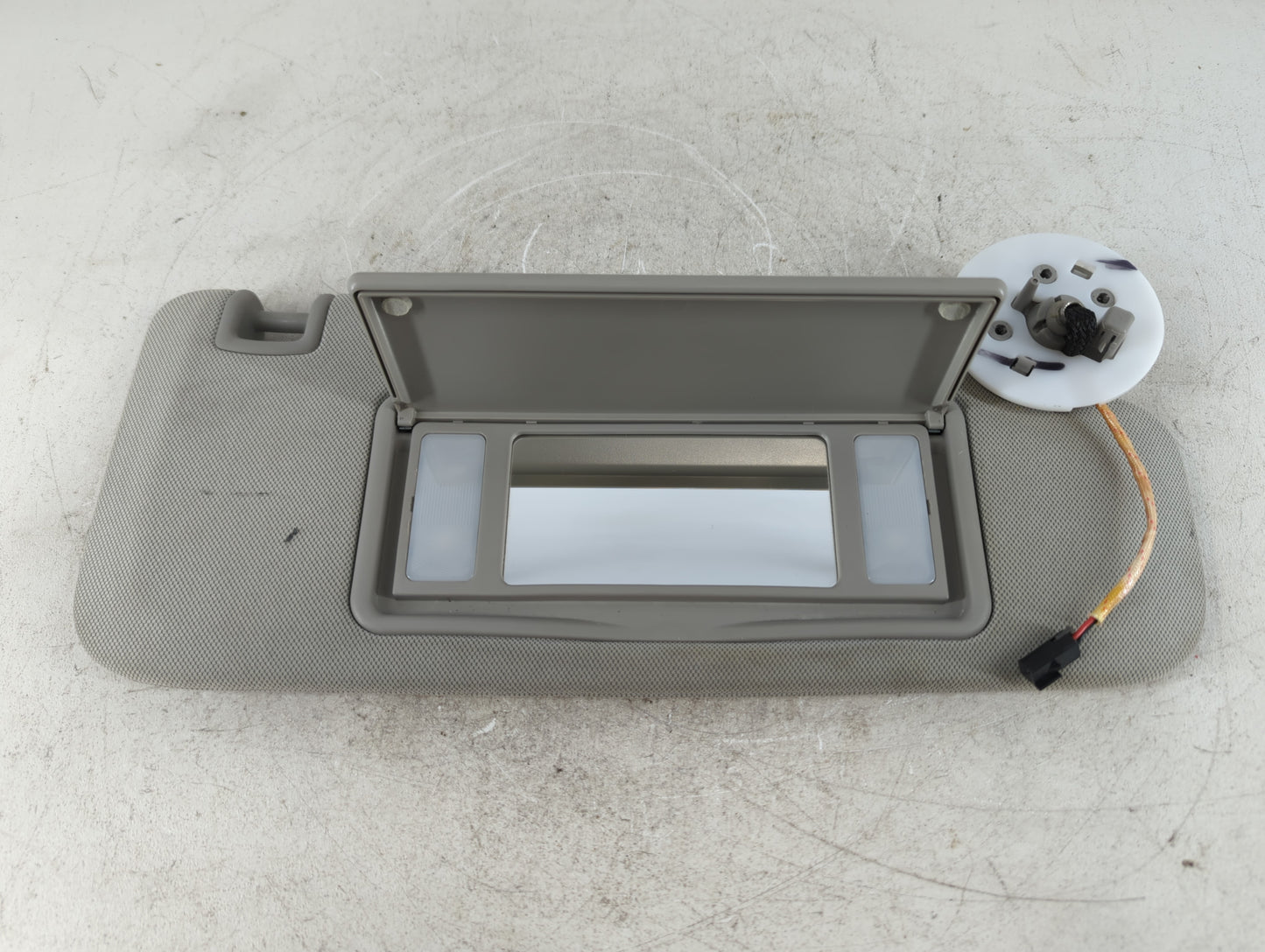 2013-2016 Chevrolet Malibu Sun Visor Shade Replacement Passenger Right Mirror Fits Fits 2013 2014 2015 2016 OEM Used Auto Pa