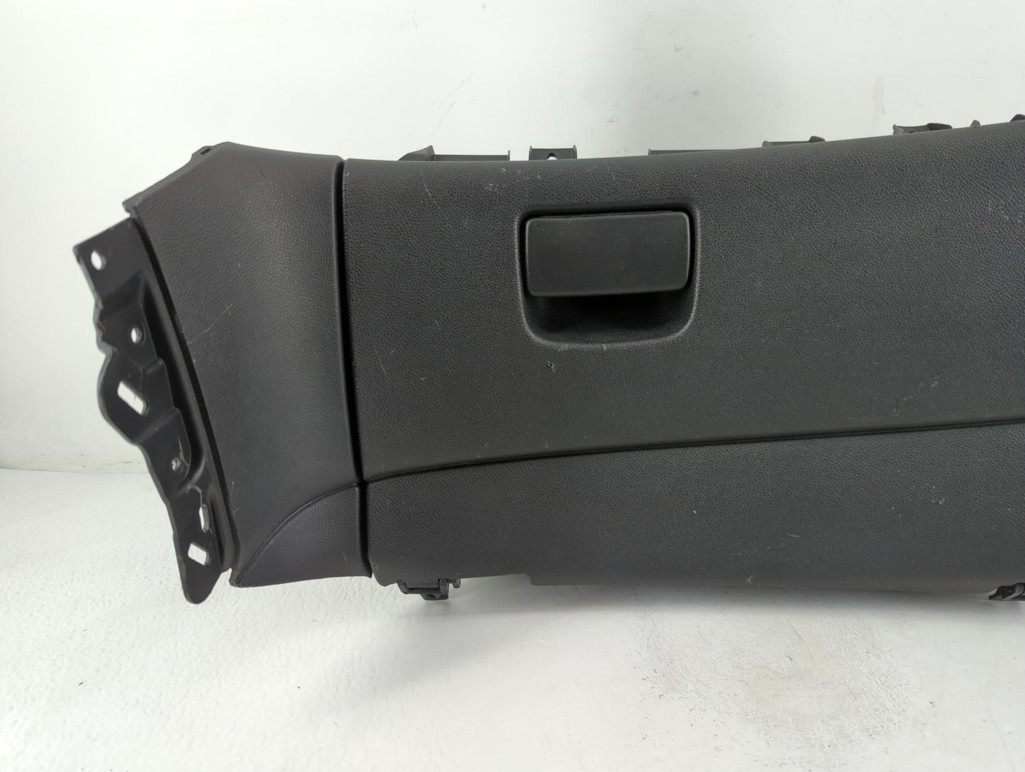 2013 Chevrolet Malibu Passenger Glove Box Door Storage Compartment - Oemusedautoparts1.com