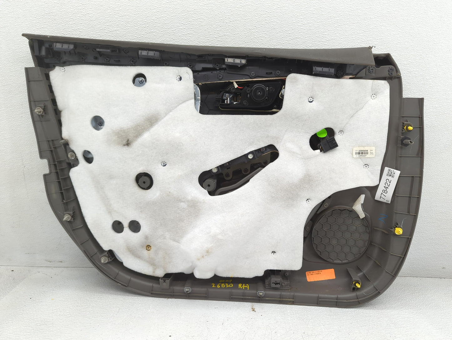 2013 Chevrolet Malibu Front Right Passenger Interior Door Panel Trim - Oemusedautoparts1.com