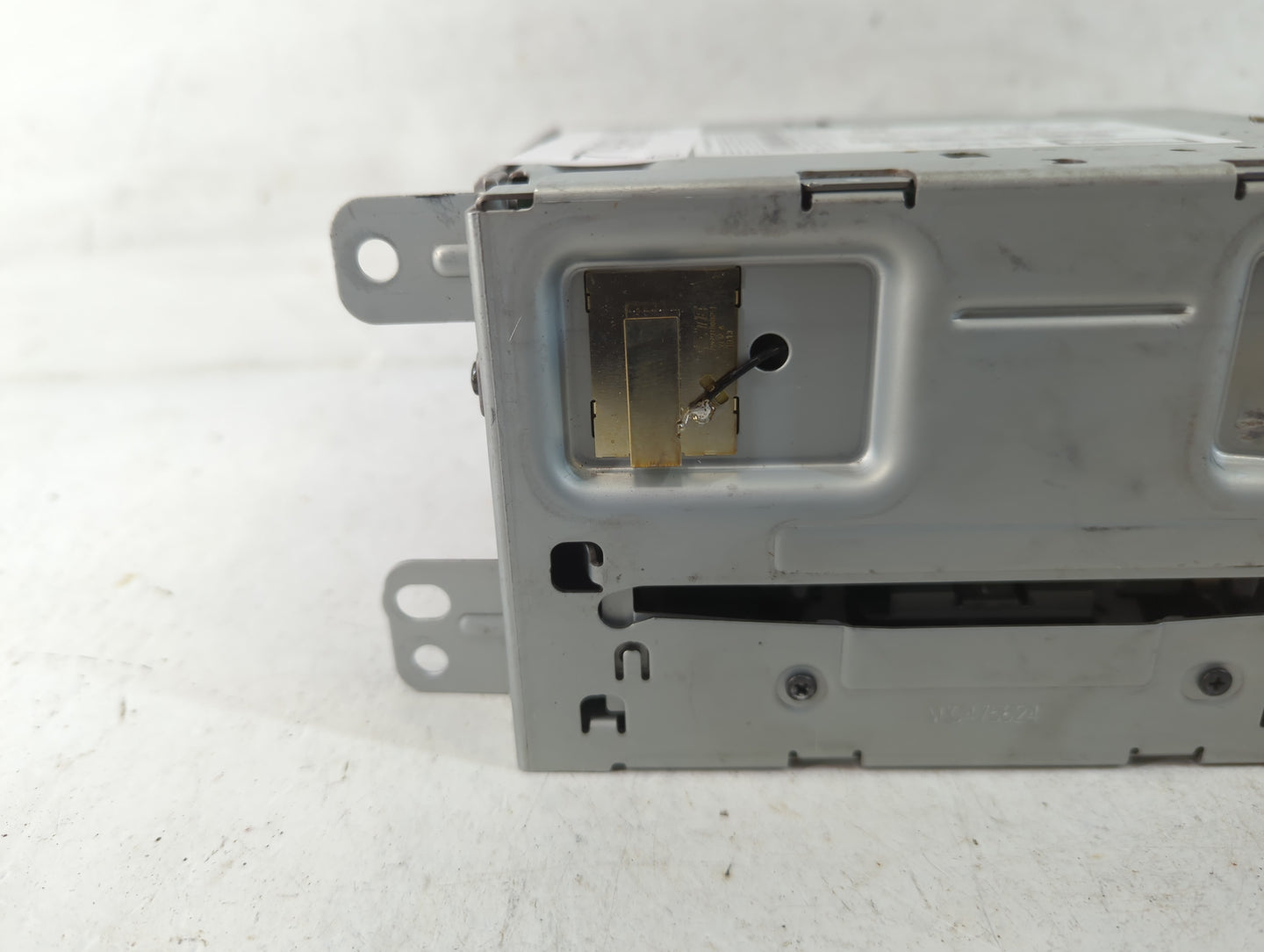 2013 Chevrolet Malibu Radio AM FM Cd Player Receiver Replacement P/N:23140543 Fits OEM Used Auto Parts - Oemusedautoparts1.c