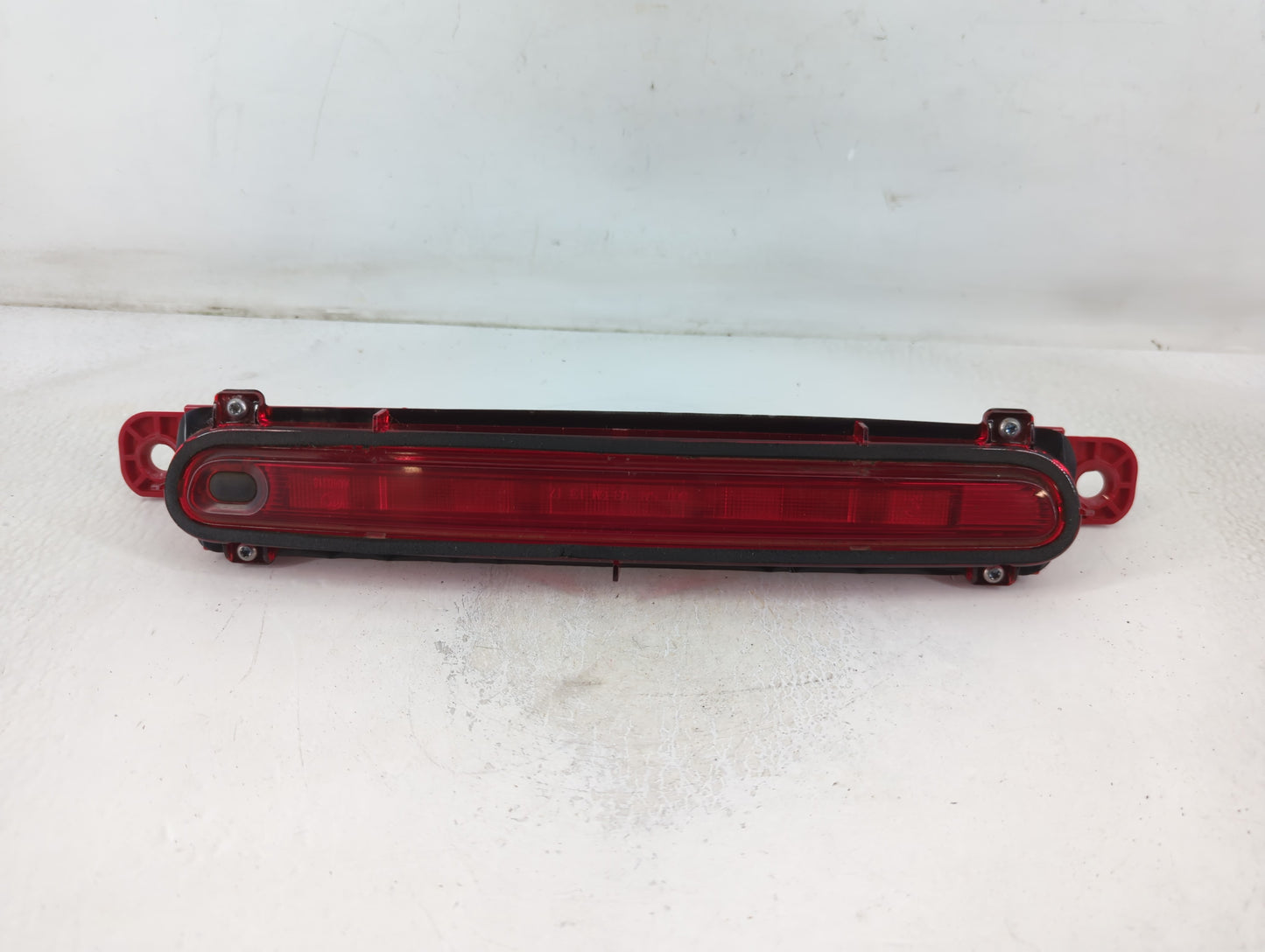 2013 Chevrolet Malibu High Mounted Stop Third Brake Light Lamp - Oemusedautoparts1.com