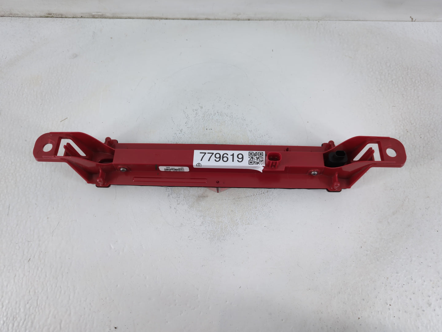 2013 Chevrolet Malibu High Mounted Stop Third Brake Light Lamp - Oemusedautoparts1.com