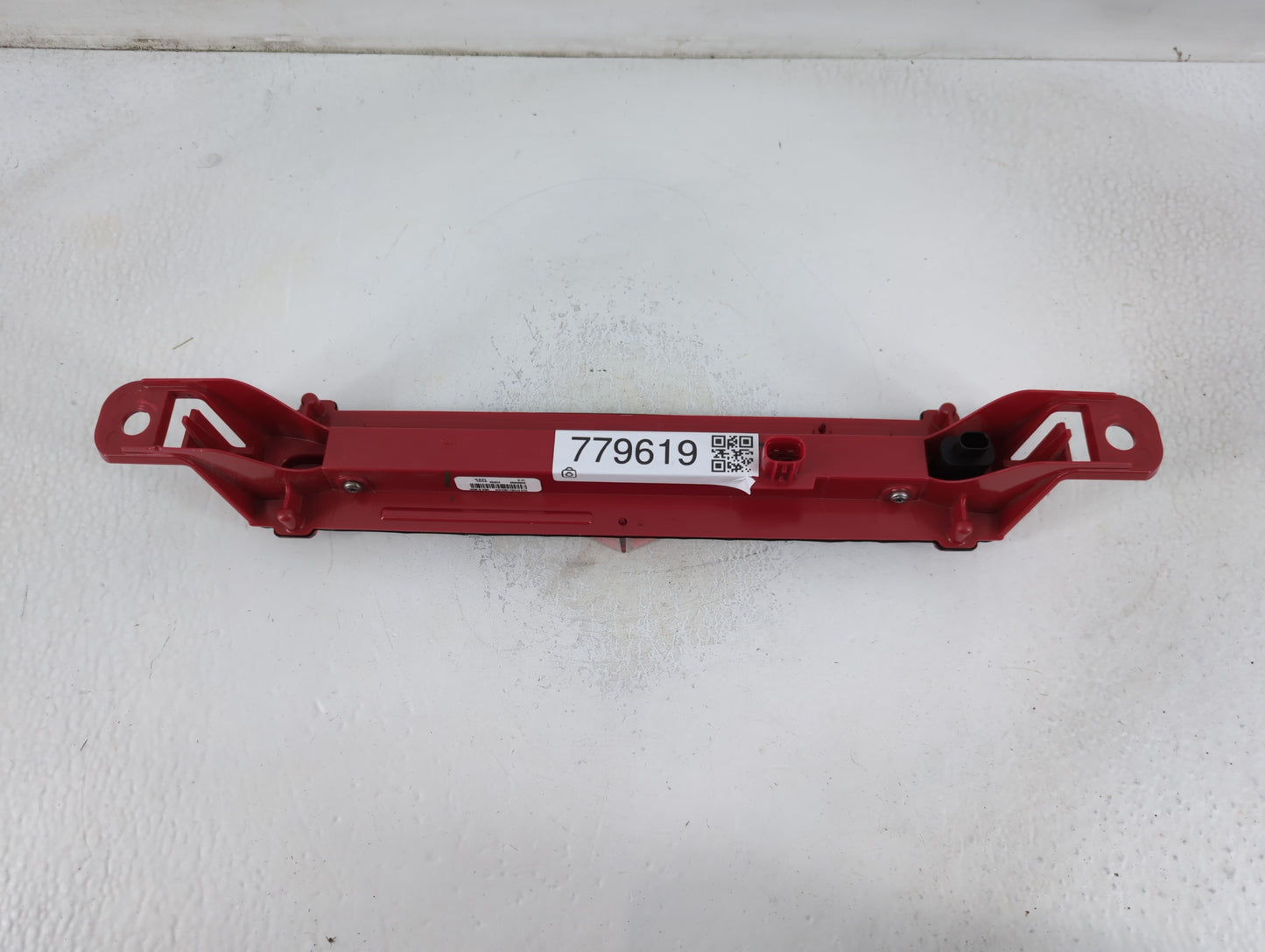 2013 Chevrolet Malibu High Mounted Stop Third Brake Light Lamp - Oemusedautoparts1.com