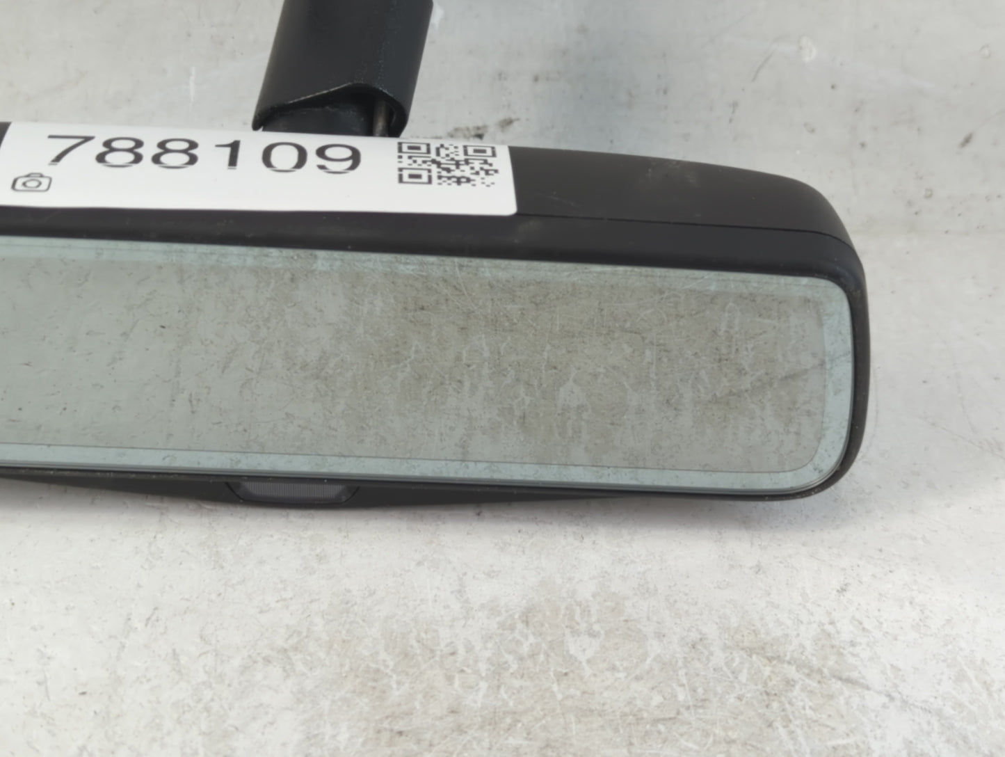 2013 Chevrolet Malibu Interior Rear View Mirror Replacement OEM P/N:E13049669 84564098 Fits OEM Used Auto Parts - Oemusedaut