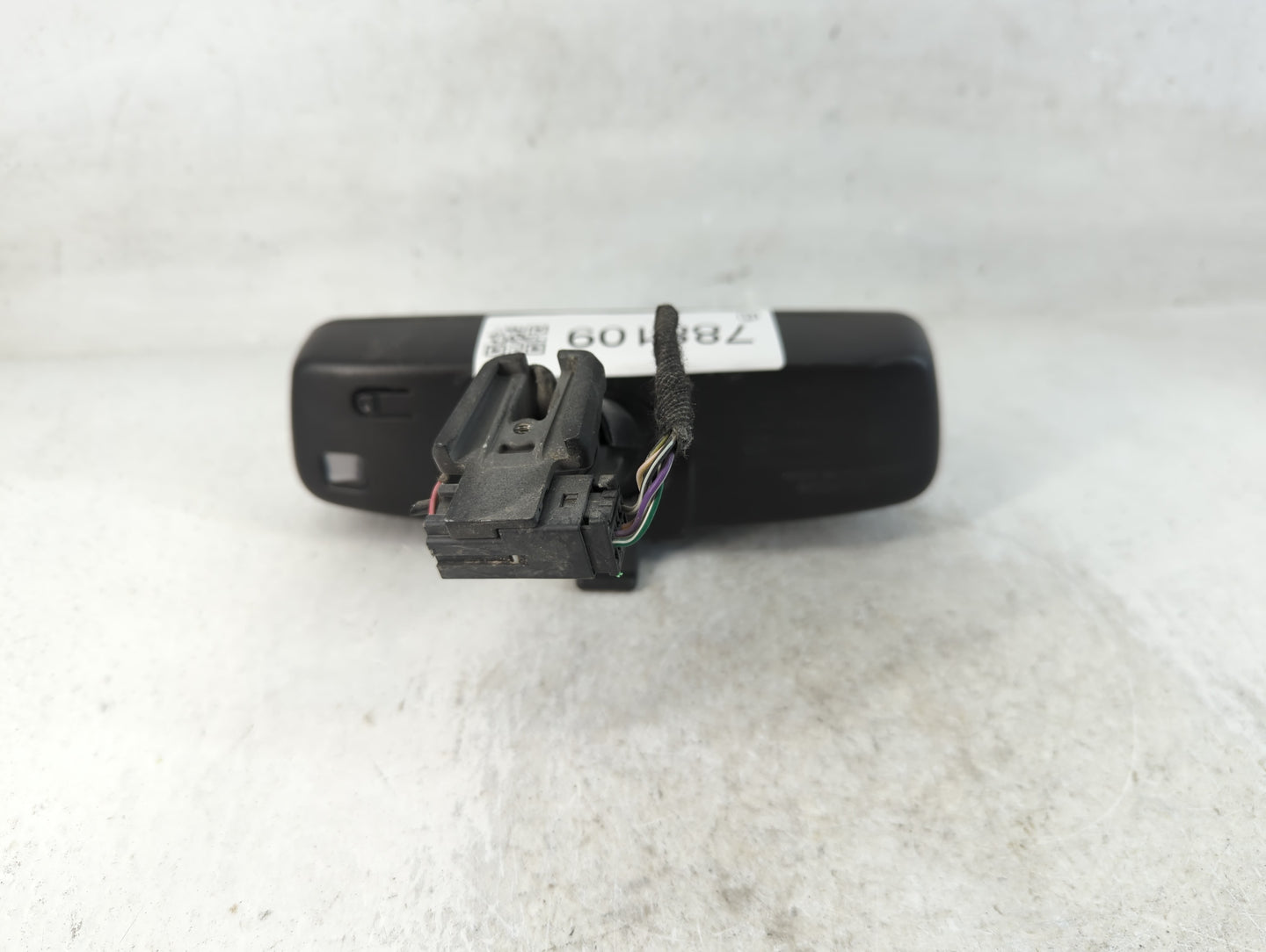 2013 Chevrolet Malibu Interior Rear View Mirror Replacement OEM P/N:E13049669 84564098 Fits OEM Used Auto Parts - Oemusedaut
