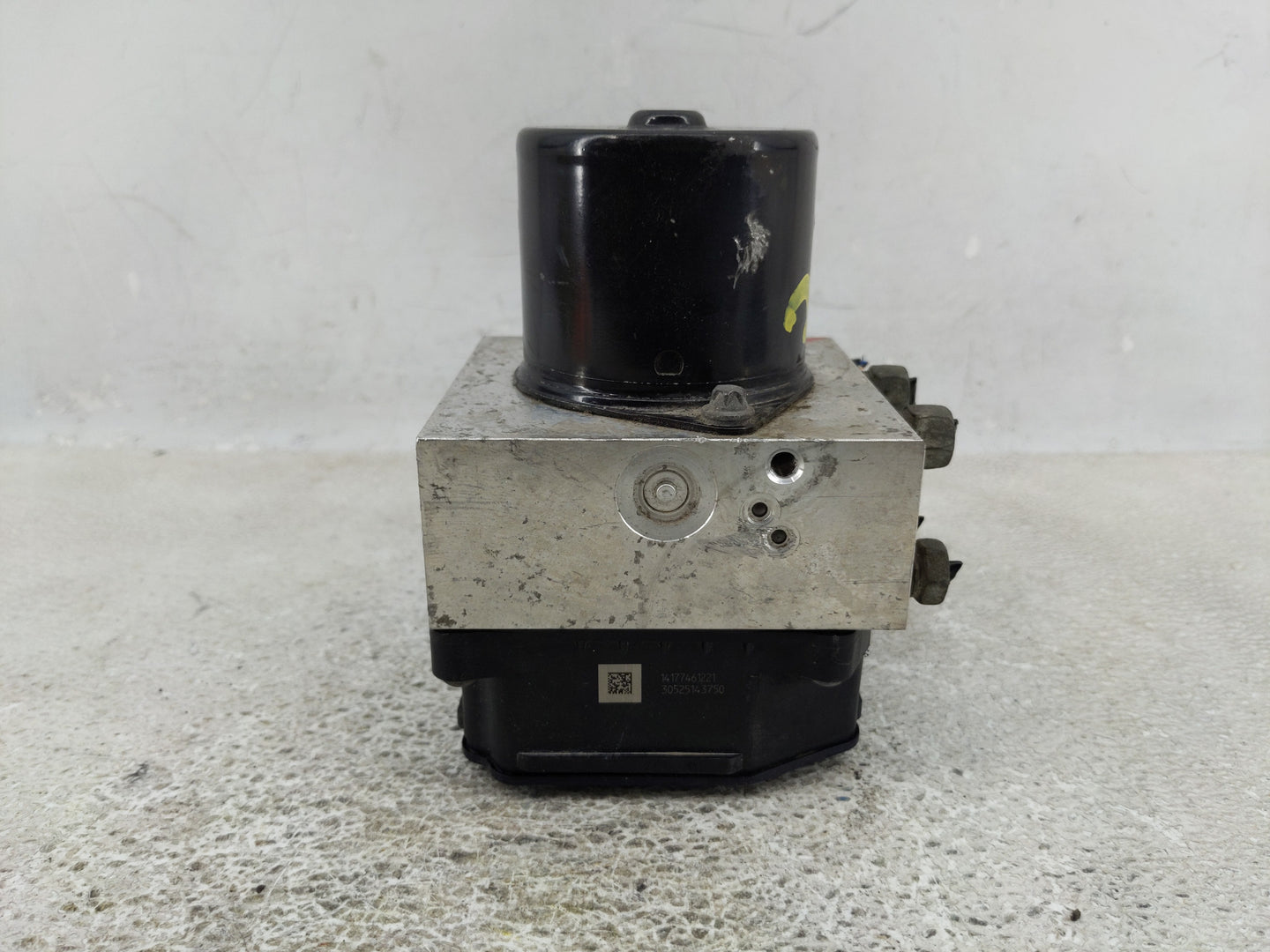 2013-2016 Chevrolet Malibu ABS Pump Control Module Replacement Fits Fits 2012 2013 2014 2015 2016 OEM Used Auto Parts - Oemu