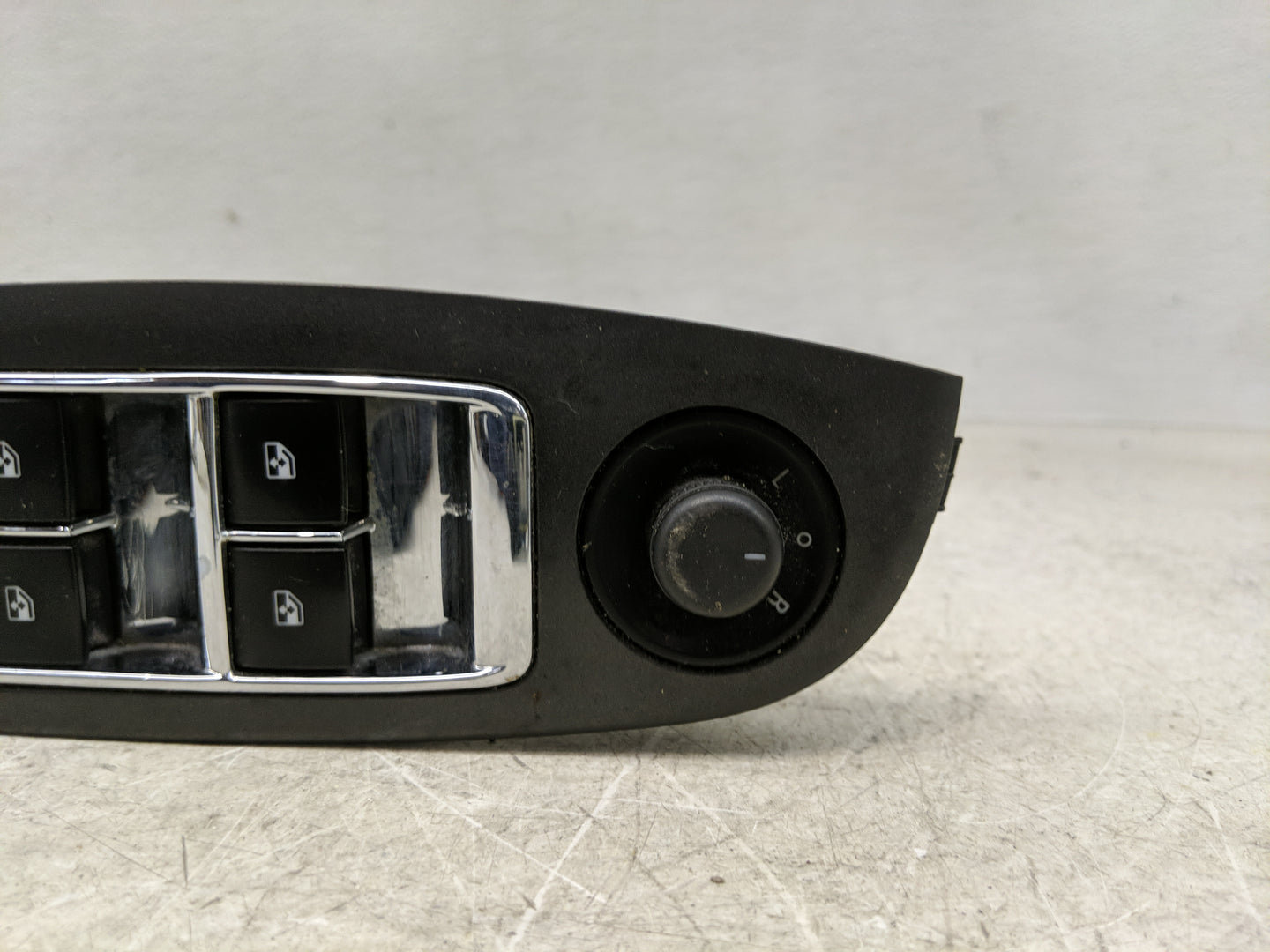 2013-2016 Chevrolet Malibu Master Power Window Switch Replacement Driver Side Left Fits OEM Used Auto Parts - Oemusedautopar