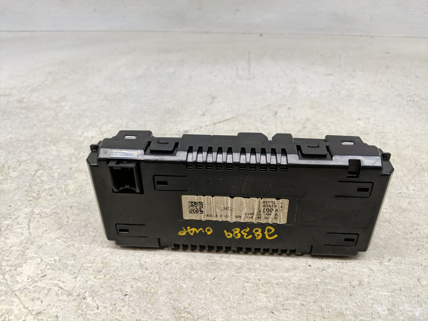 2013-2013 Chevrolet Malibu Information Display Screen - Oemusedautoparts1.com