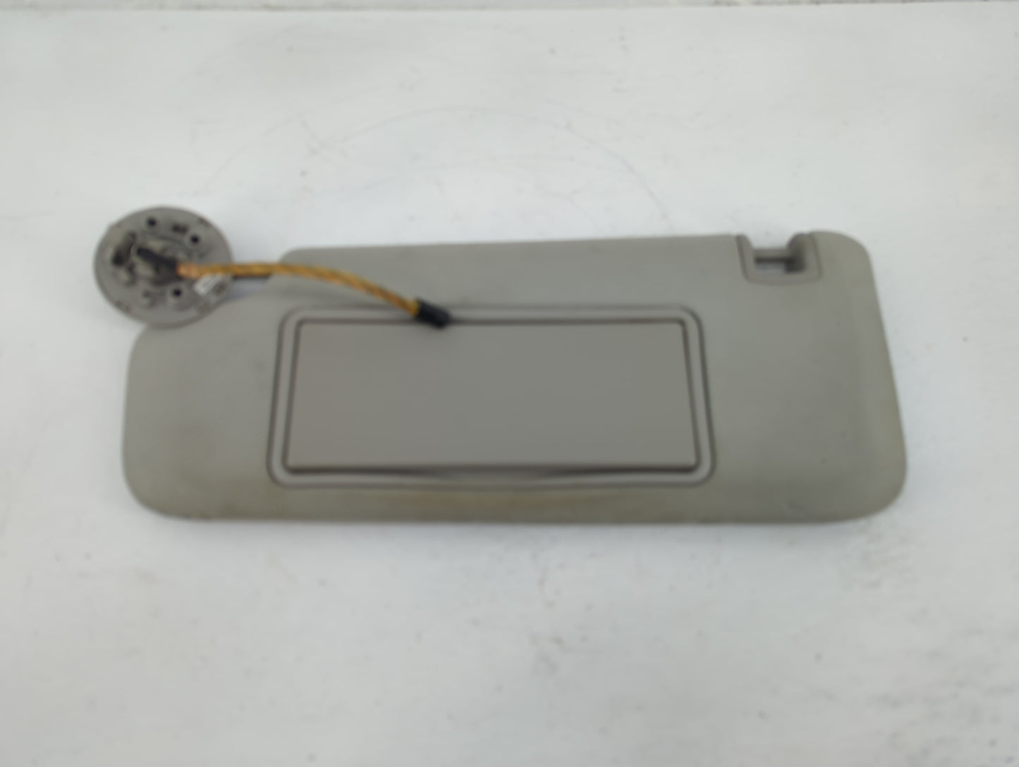 2013-2016 Chevrolet Malibu Sun Visor Shade Replacement Driver Left Mirror Fits Fits 2013 2014 2015 2016 OEM Used Auto Parts 
