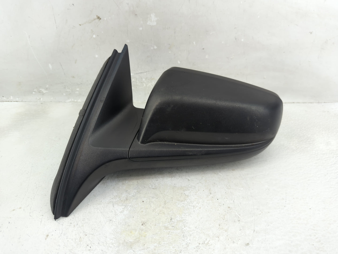 2013 Chevrolet Malibu Driver Side View Mirror - Left Door Mirror OEM Used - Oemusedautoparts1.com