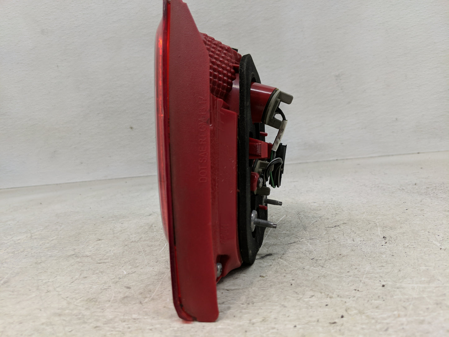 2013-2016 Chevrolet Malibu Driver Left Side Deck Lid Mounted Tail Light - Oemusedautoparts1.com