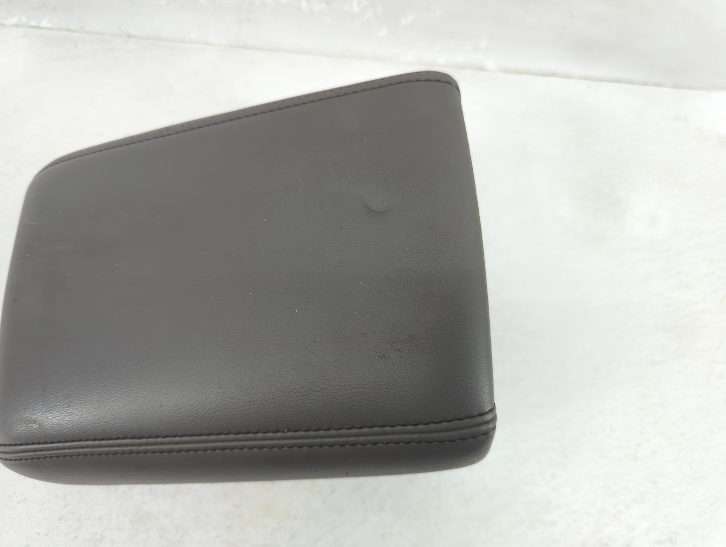 2013 Chevrolet Malibu Center Console Armrest Cover Lid Fits OEM Used Auto Parts - Oemusedautoparts1.com