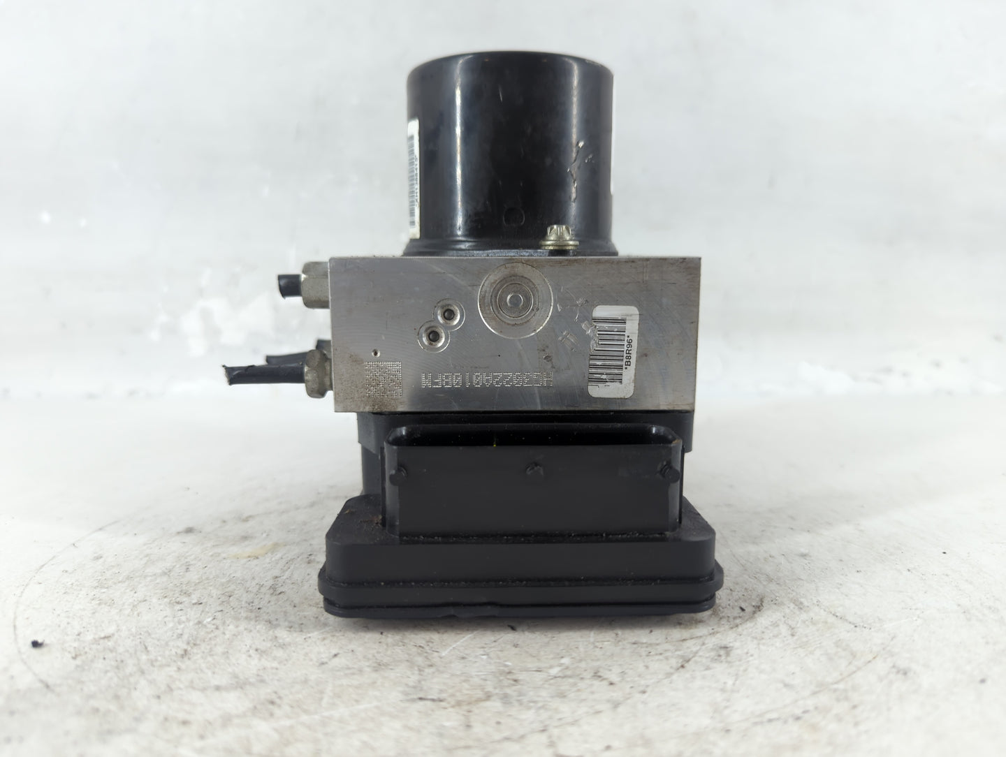 2013-2016 Chevrolet Malibu ABS Pump Control Module Replacement P/N:22971448 Fits Fits 2012 2013 2014 2015 2016 OEM Used Auto