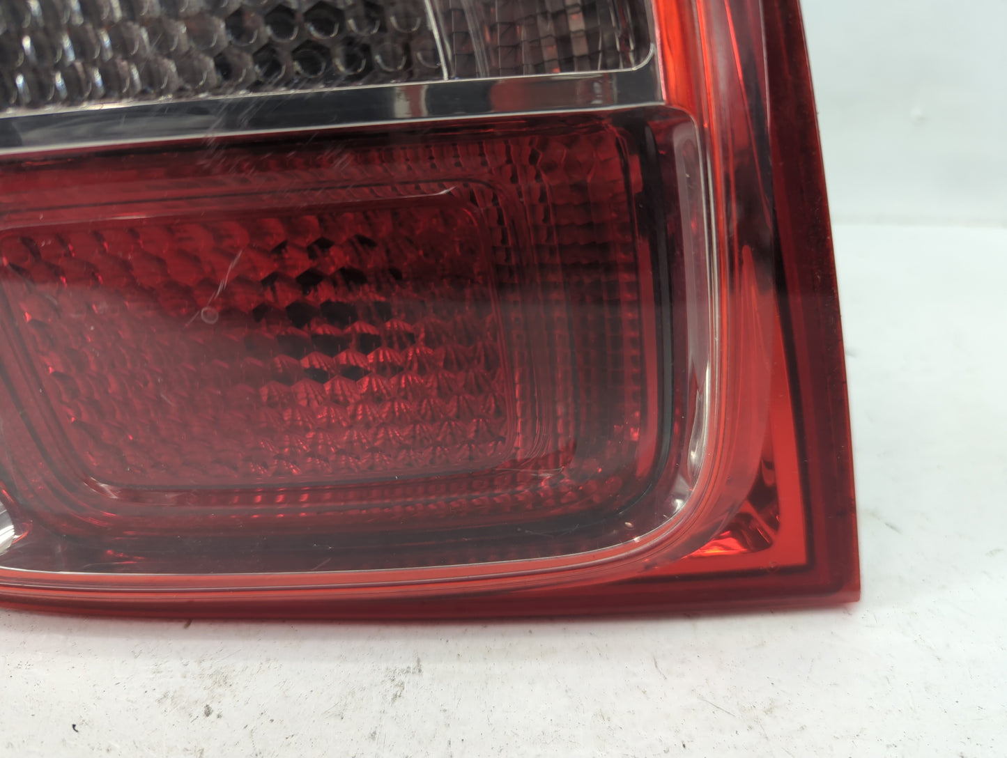 2013-2016 Chevrolet Malibu Driver Left Side Deck Lid Mounted Tail Light - Oemusedautoparts1.com