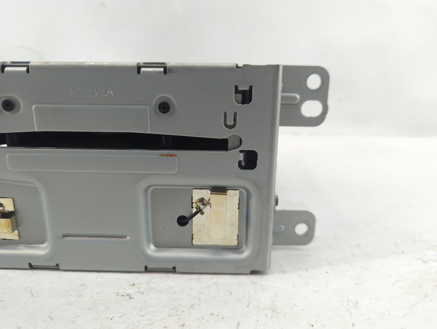2013 Chevrolet Malibu Radio AM FM Cd Player Receiver Replacement Fits OEM Used Auto Parts - Oemusedautoparts1.com
