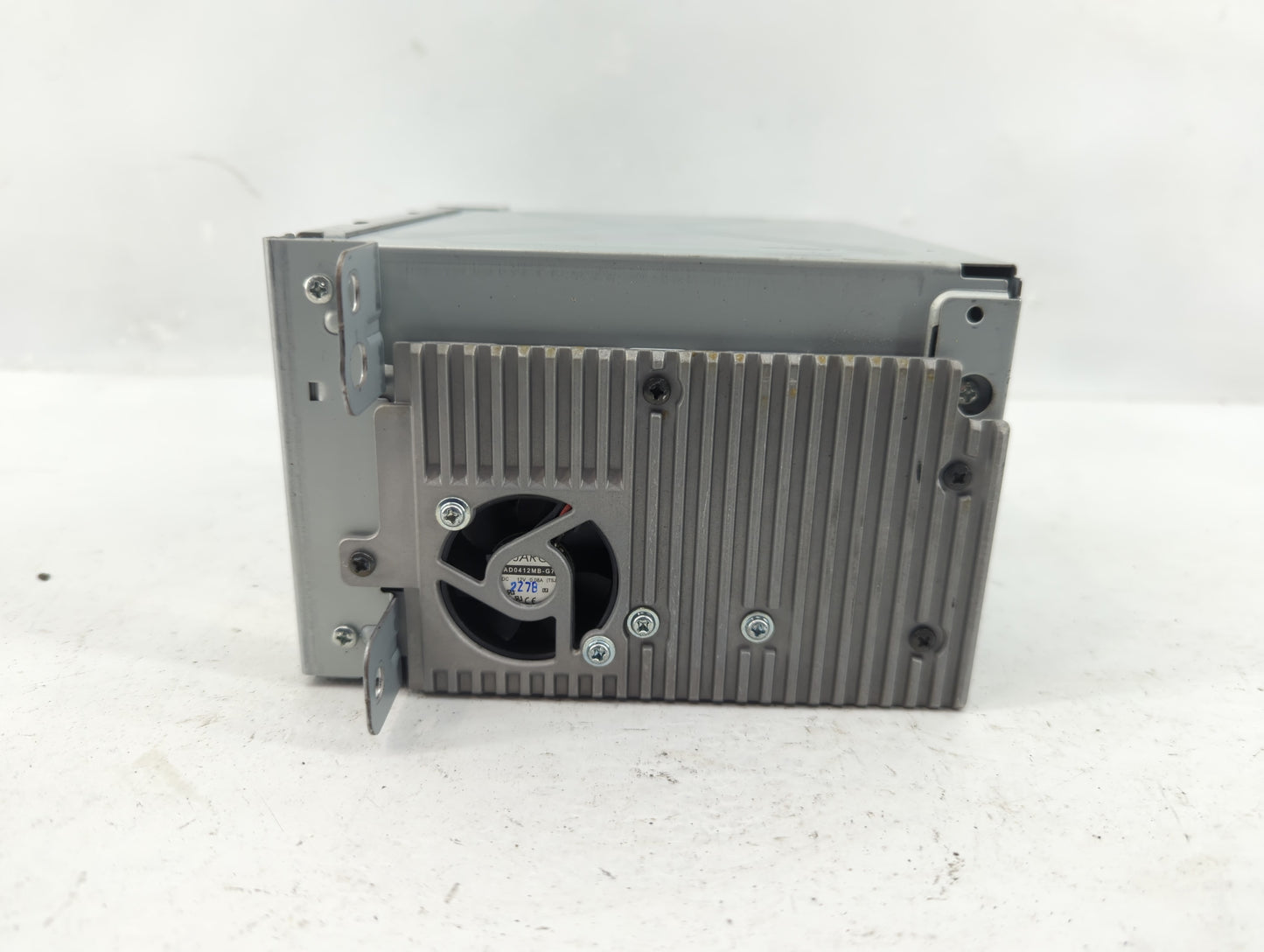2013 Chevrolet Malibu Radio AM FM Cd Player Receiver Replacement Fits OEM Used Auto Parts - Oemusedautoparts1.com