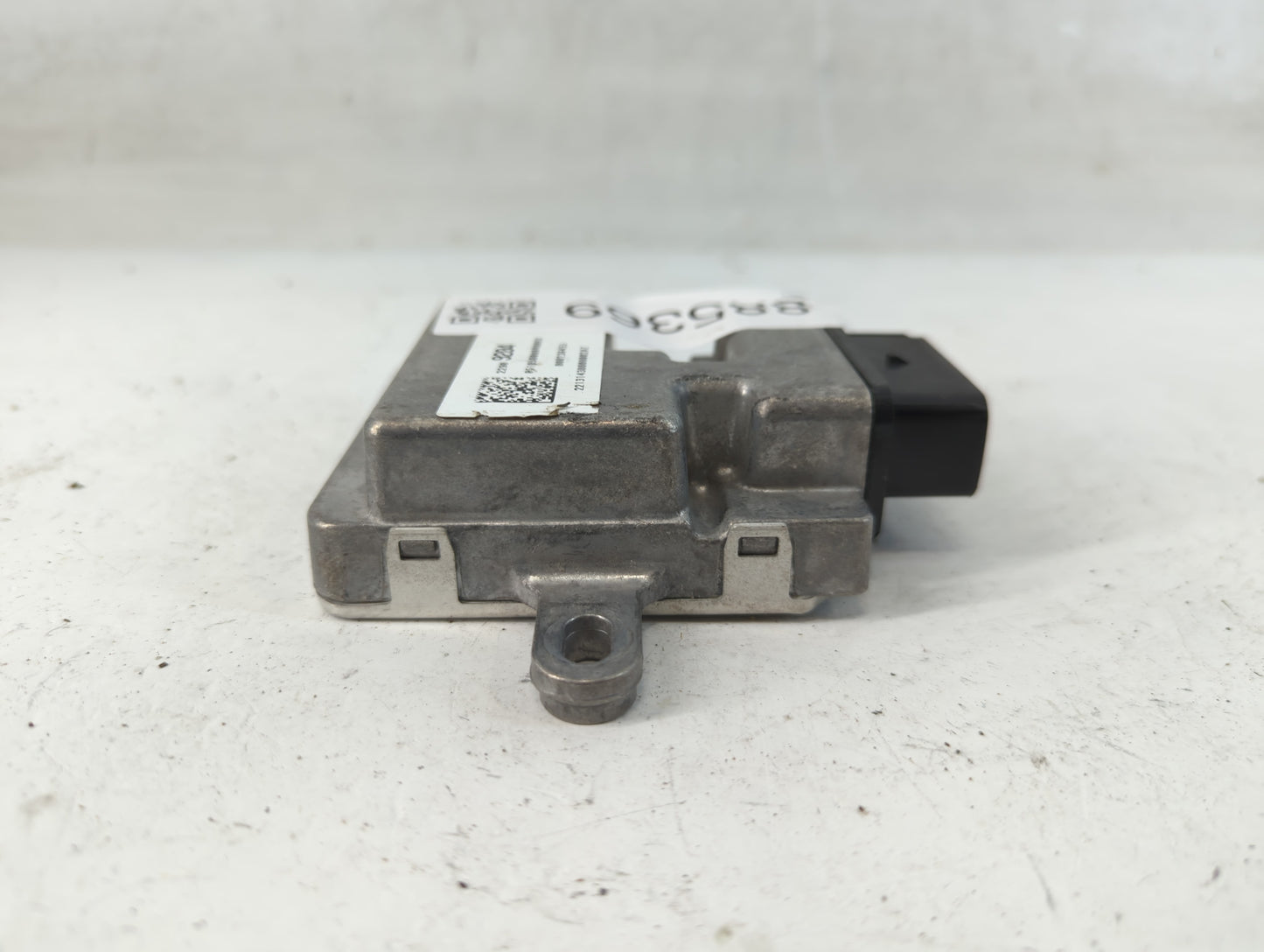 2013-2016 Chevrolet Malibu Pressure Sensor Control Module 22909204 - Oemusedautoparts1.com