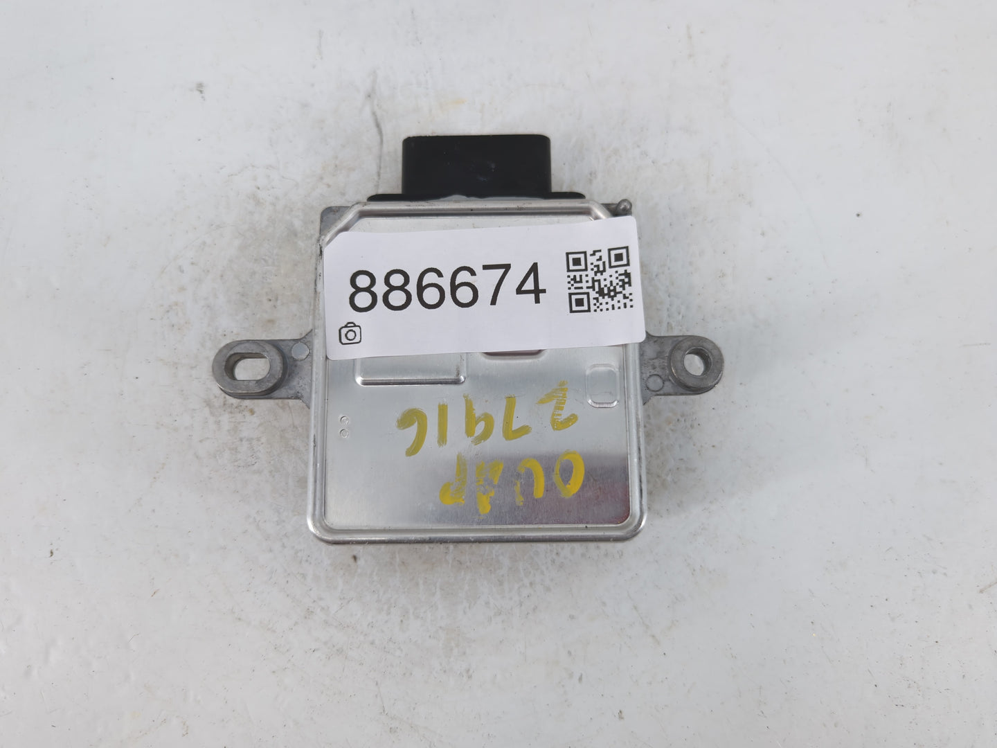 2013-2016 Chevrolet Malibu Traction Control Module 22909204 - Oemusedautoparts1.com
